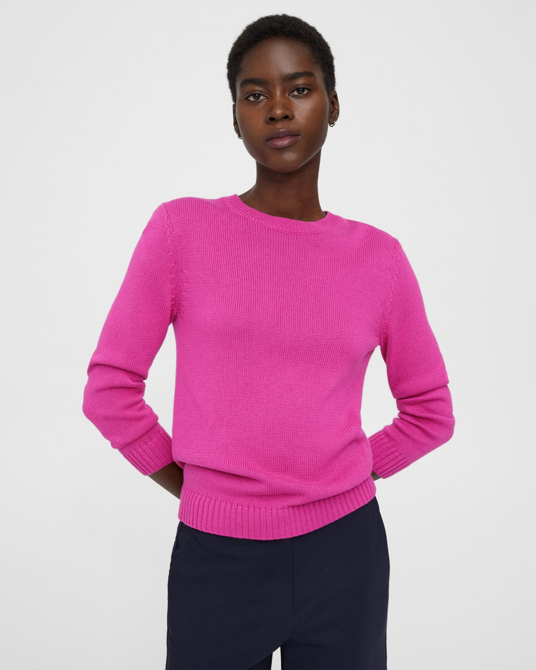 Theory Shrunken Crewneck Sweater in Cotton-Cashmere