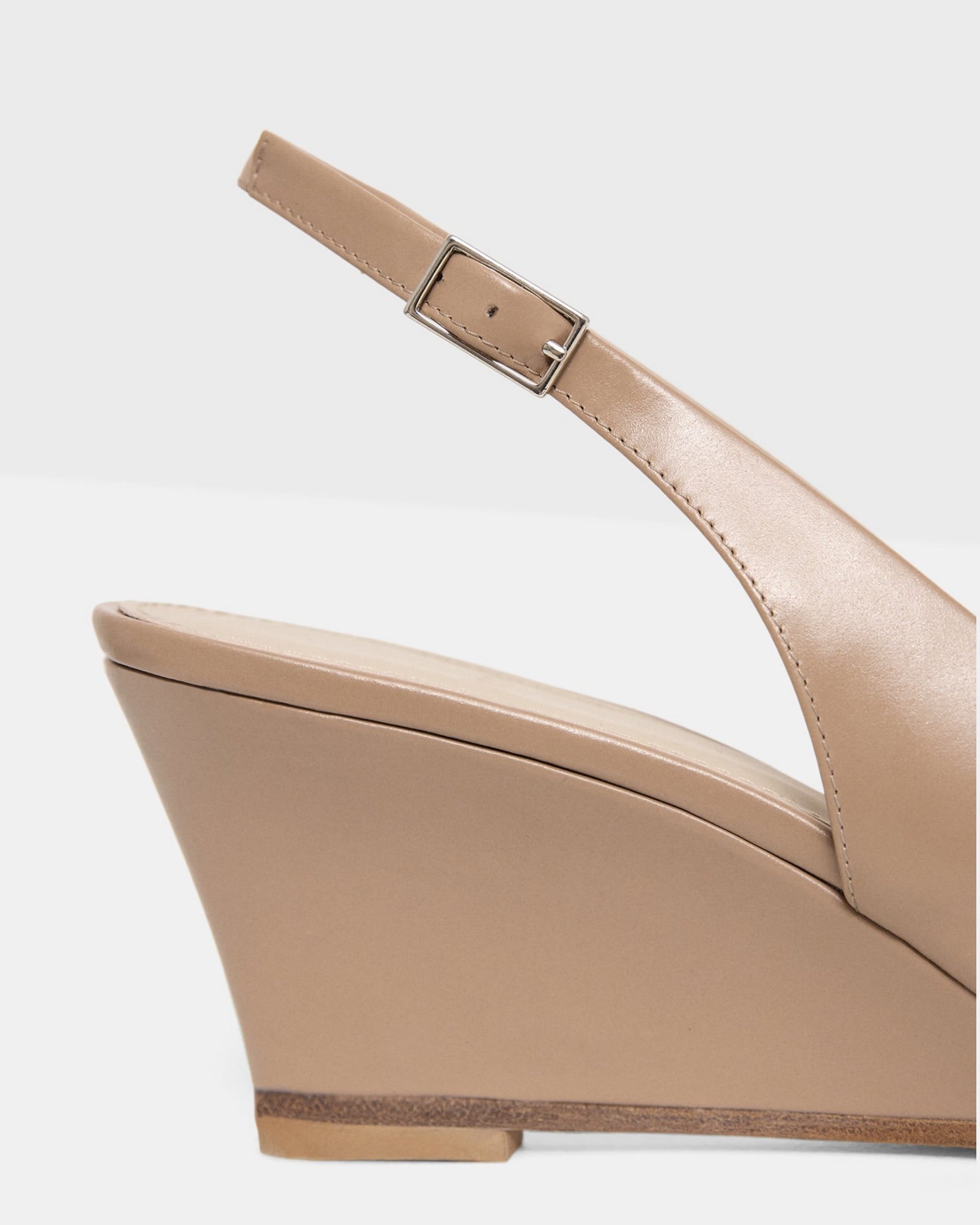 Slingback Wedge in Leather