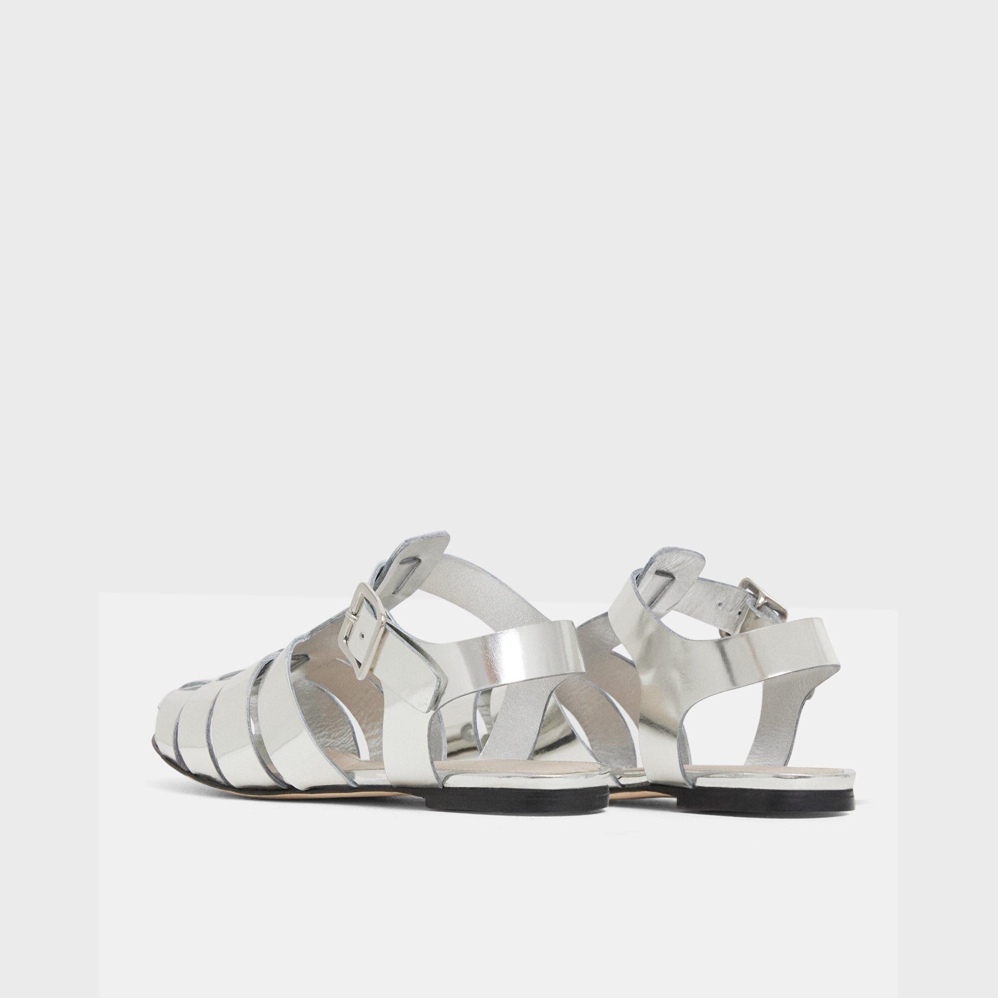 Fisherman Sandal in Metallic Leather