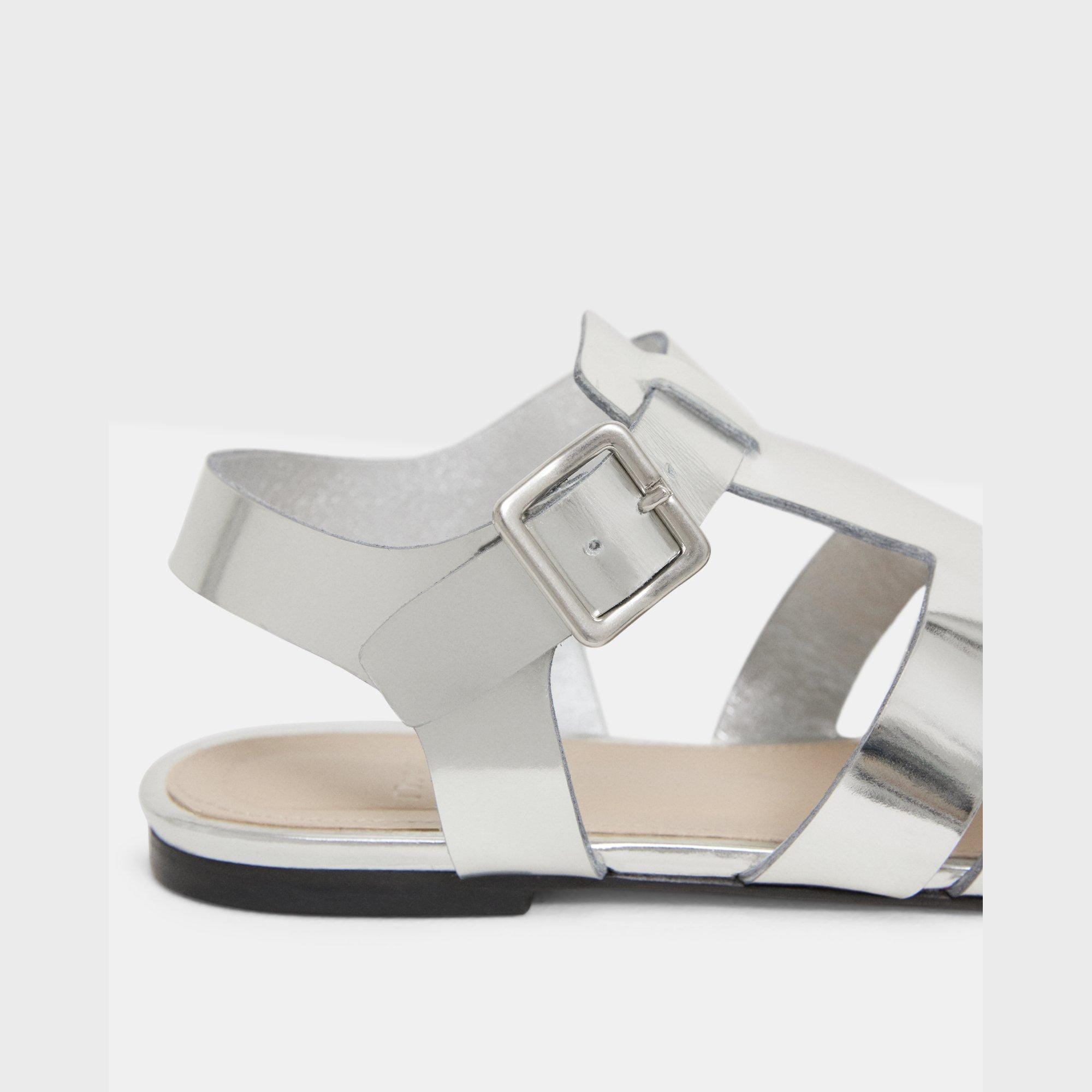 Fisherman Sandal in Metallic Leather