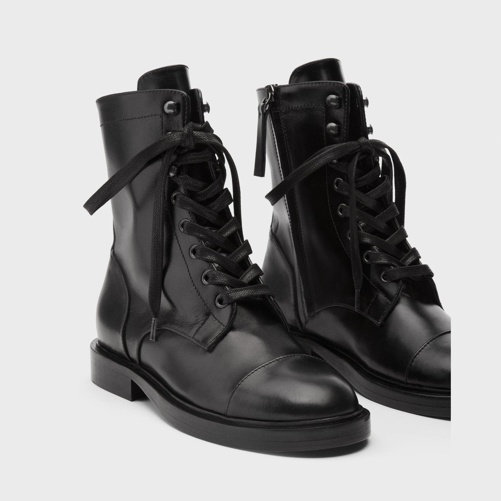 Combat Boot in Leather