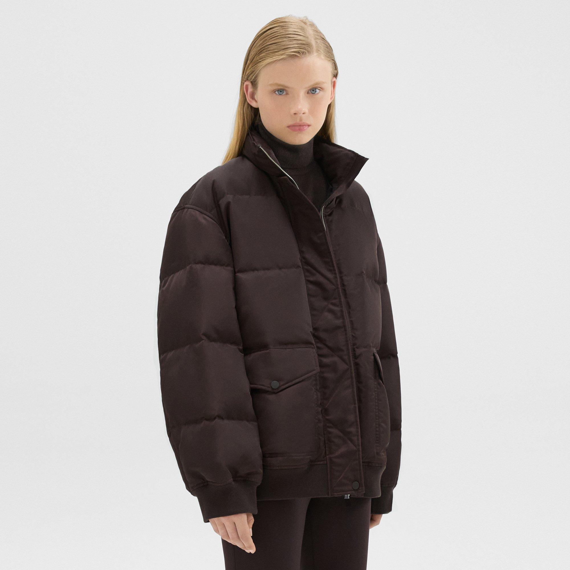 Oversized Puffer Jacket in Recycled Nylon