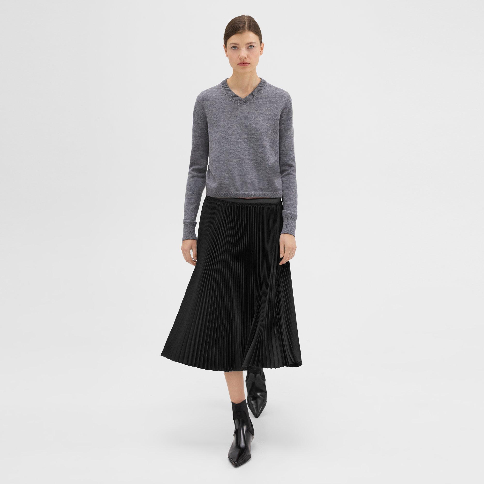 Are pleated skirts in style in 2023? • Petite in Paris