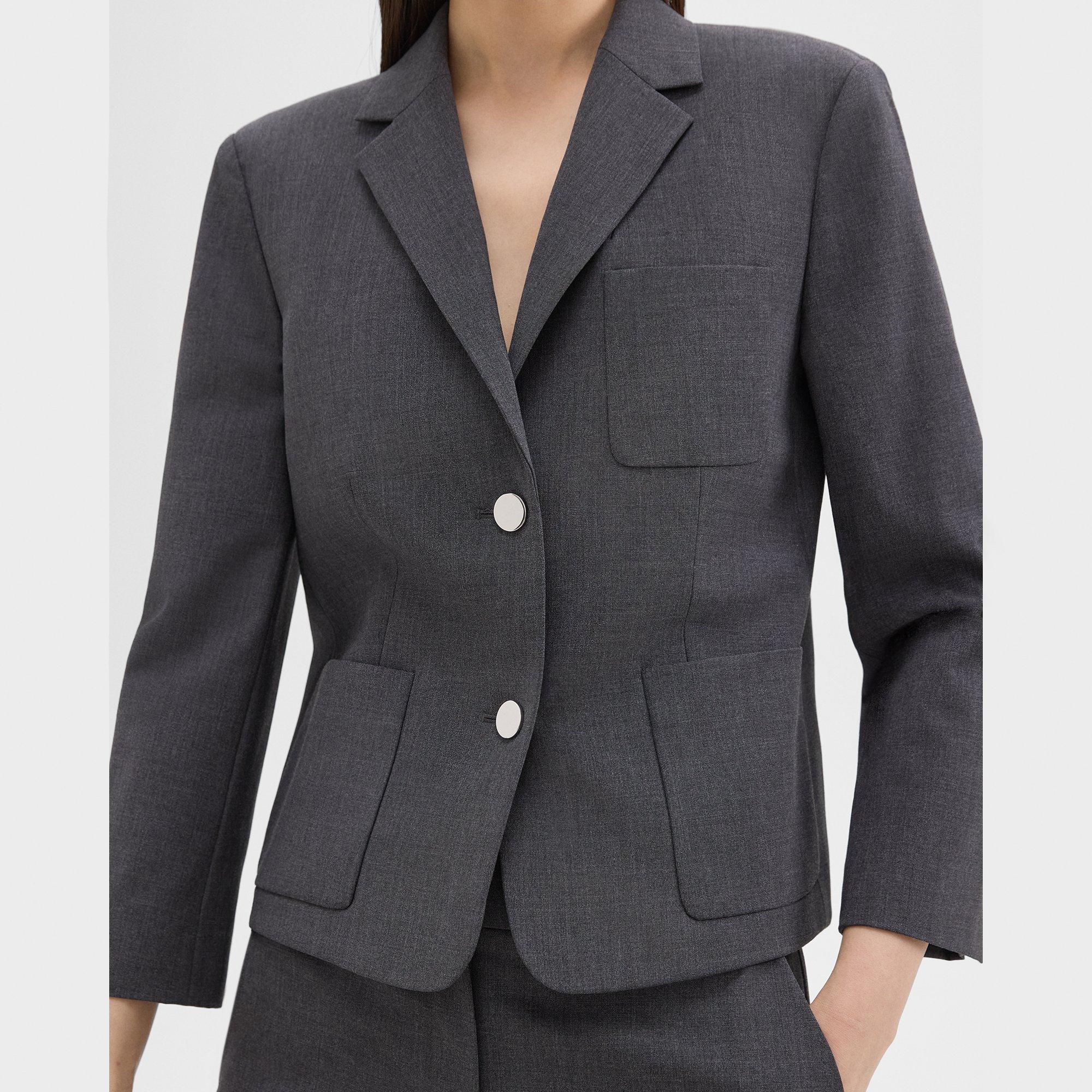 Kastenförmiger Blazer mit aufgesetzten Taschen aus Good Wool