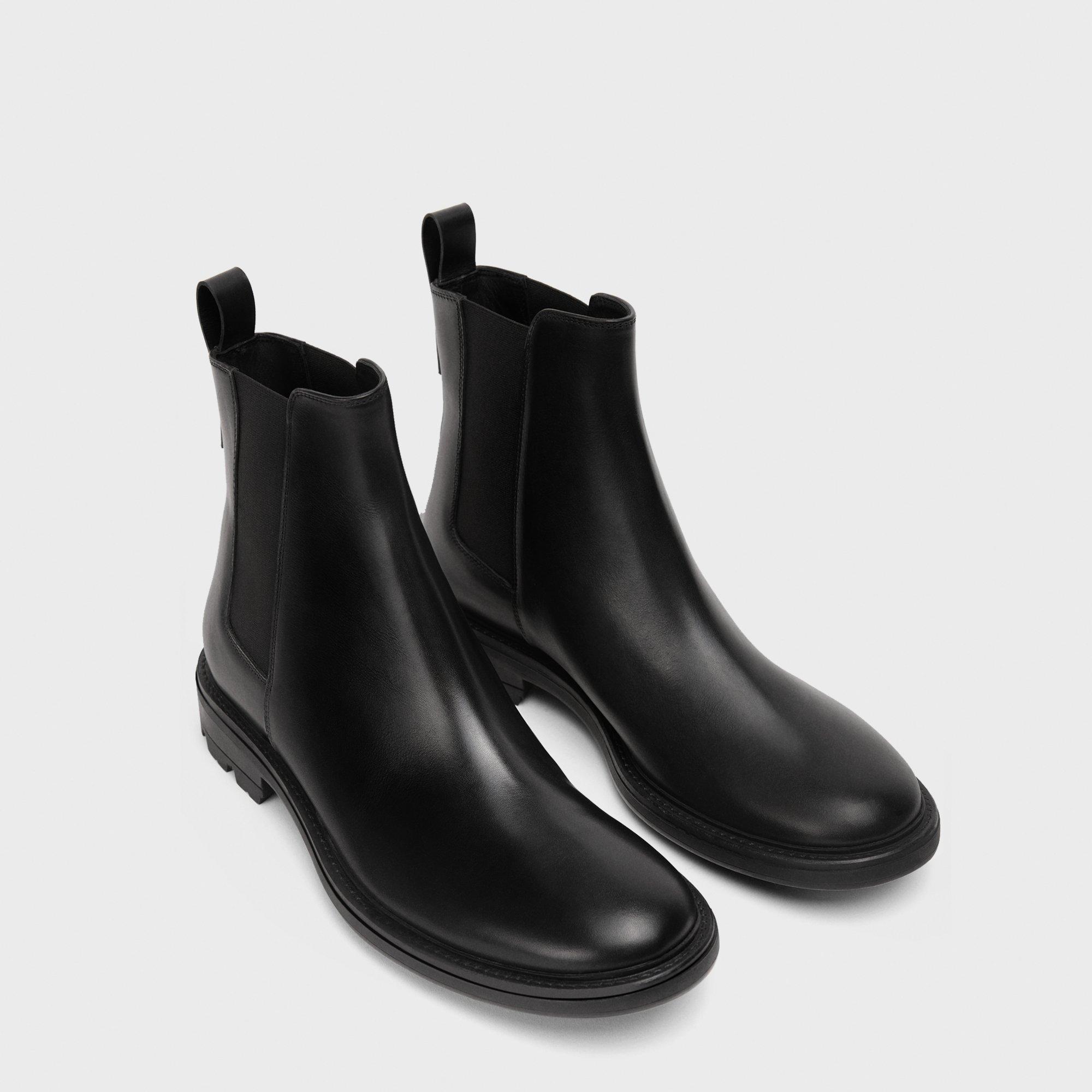 Chelsea Boot in Leather