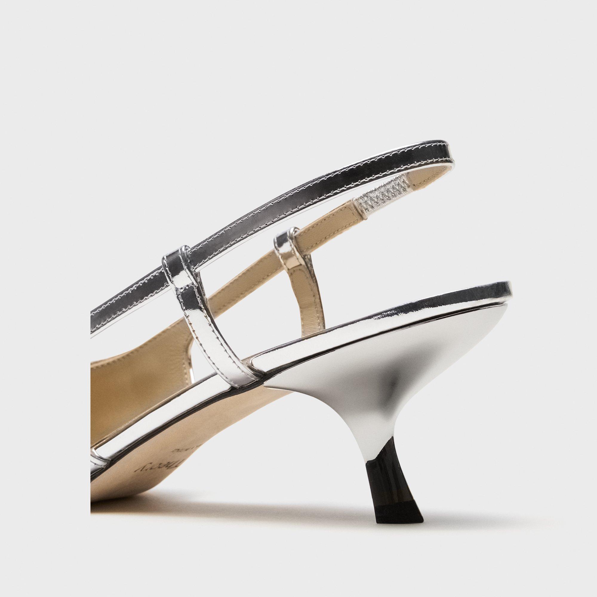 Micro Slingback-Pumps aus Metallic-Leder