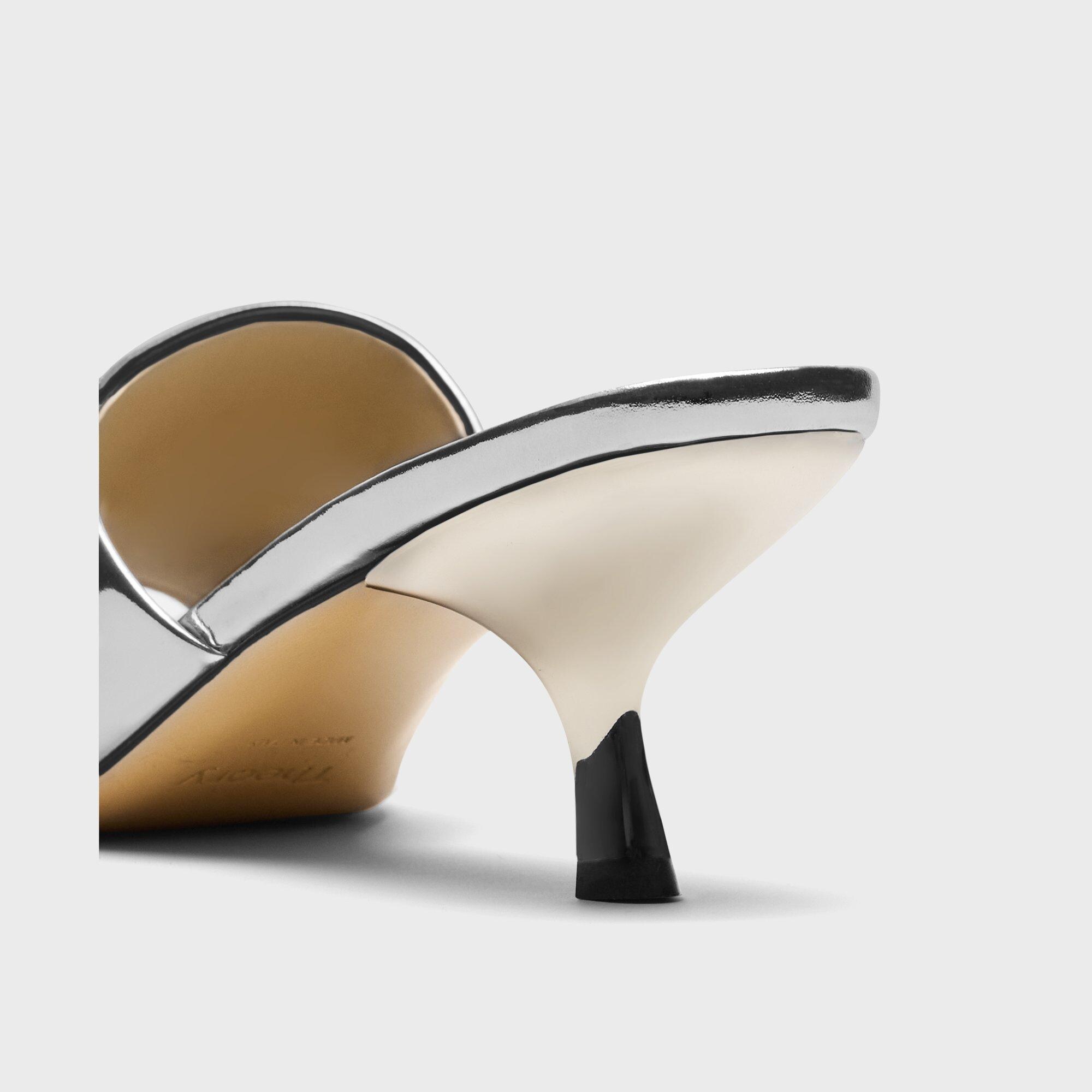 Mule Sandal in Metallic Leather