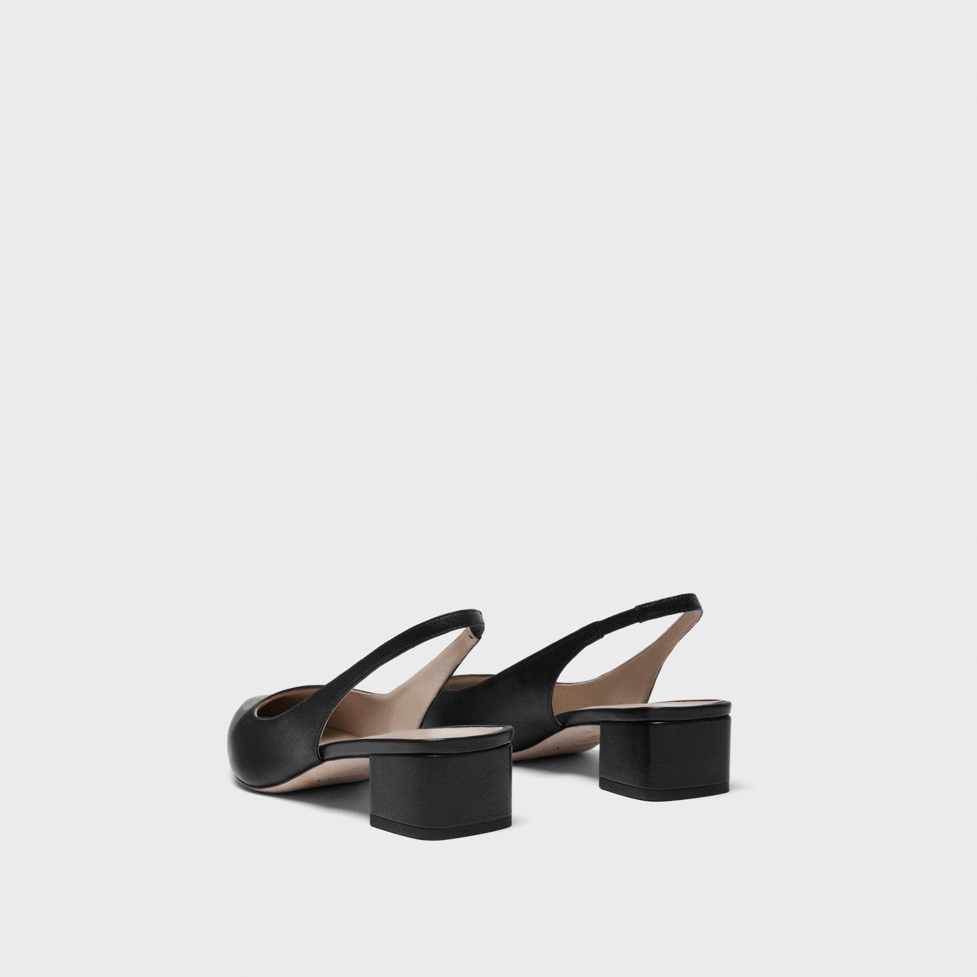 Slingback Pump in Leather