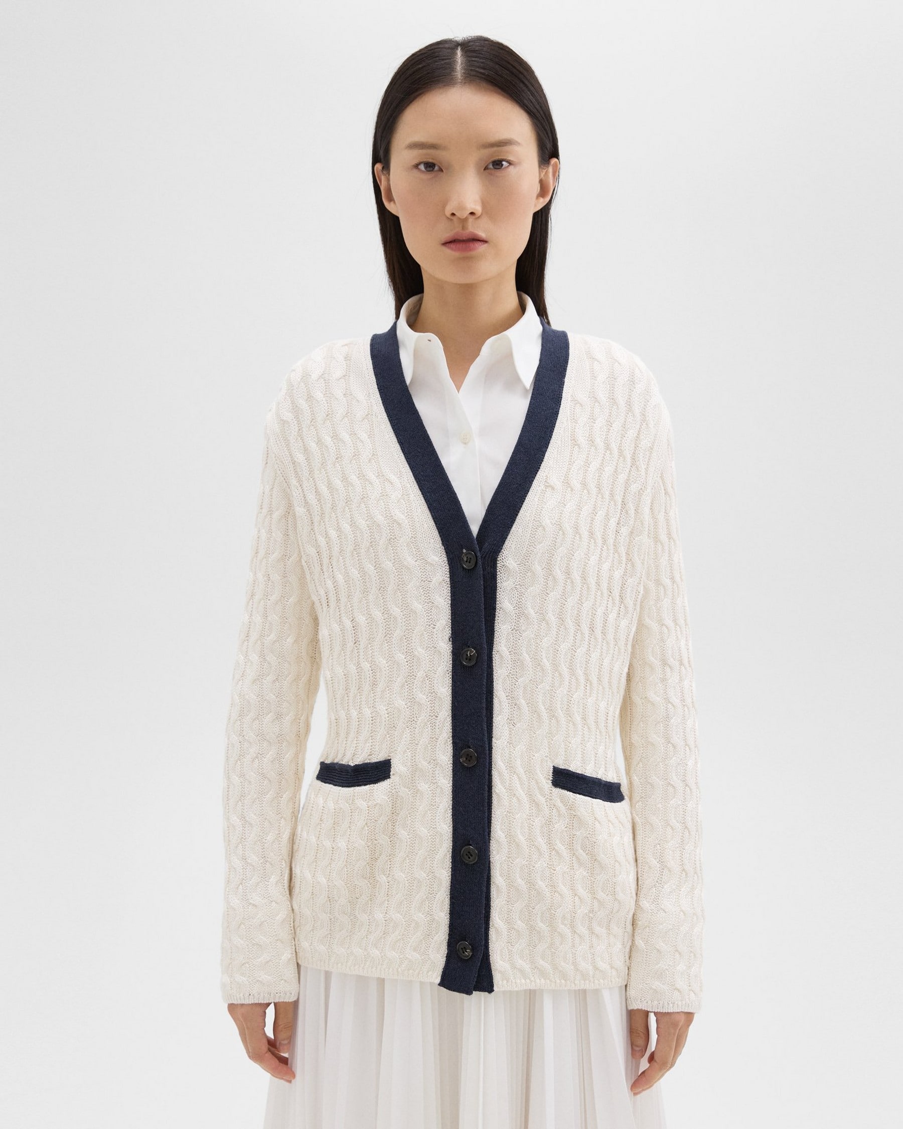 V-Neck Cardigan in Cable Knit Linen