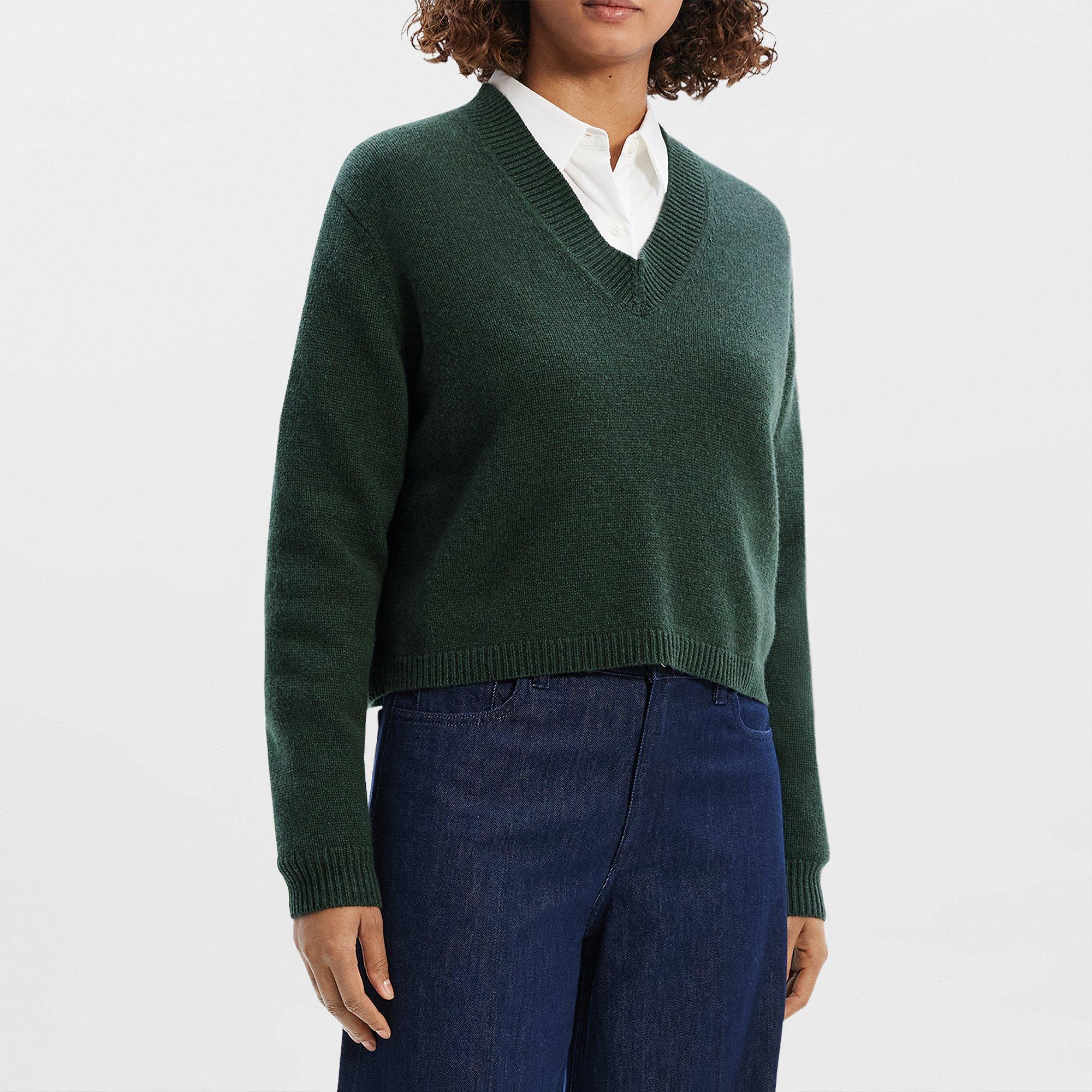 Cropped V-Neck Sweater in Cashmere