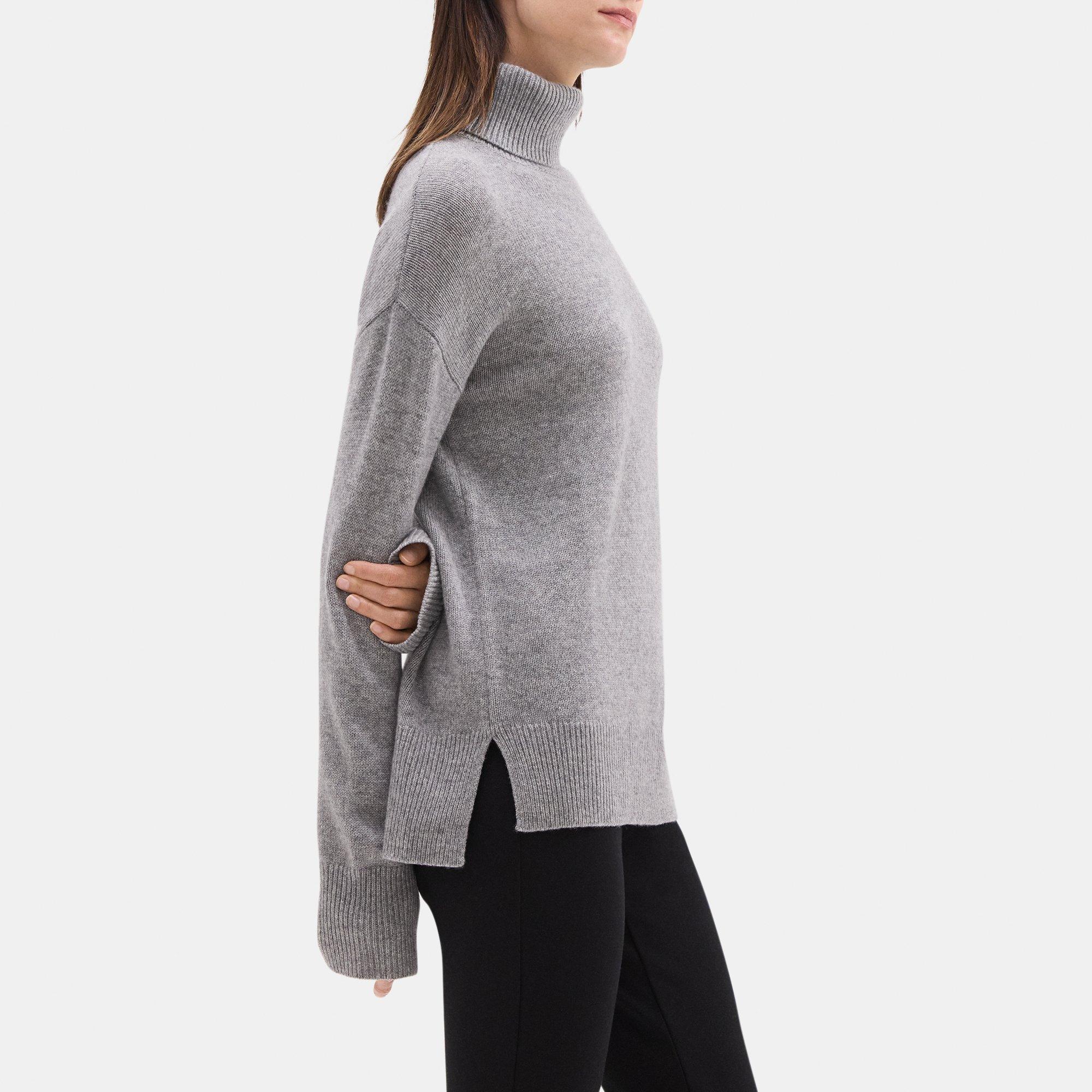 Slouchy Turtleneck Sweater in Cashmere