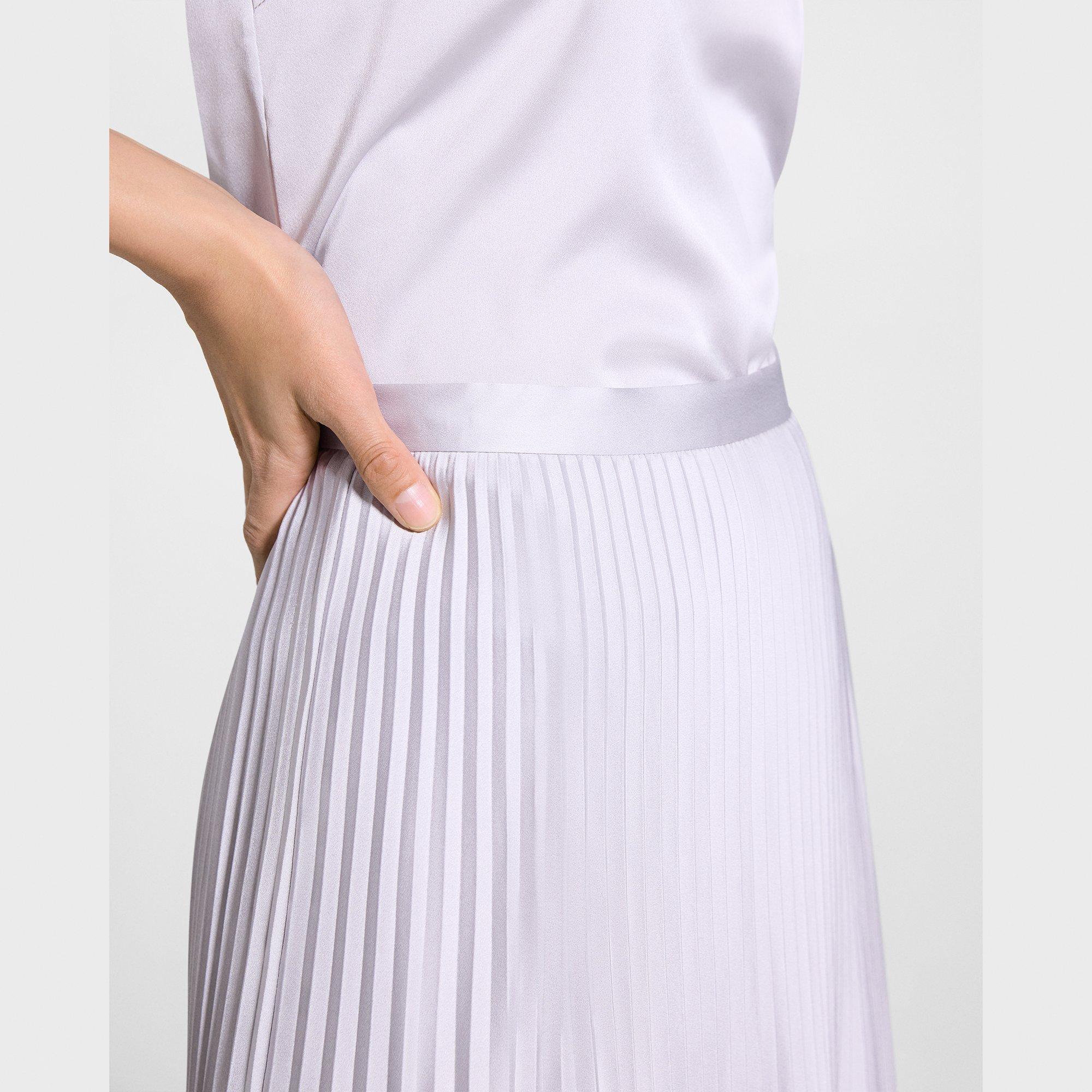 Pleated Midi Skirt in Textured Satin