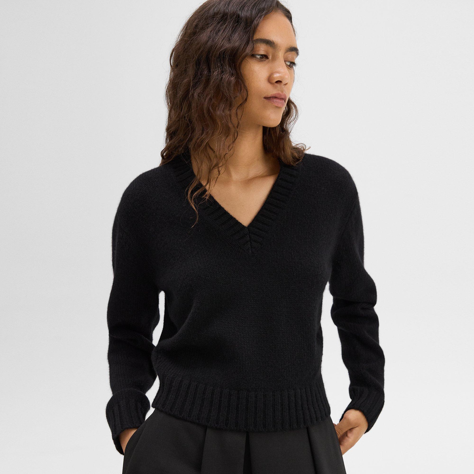 V-Neck Sweater in Cashmere
