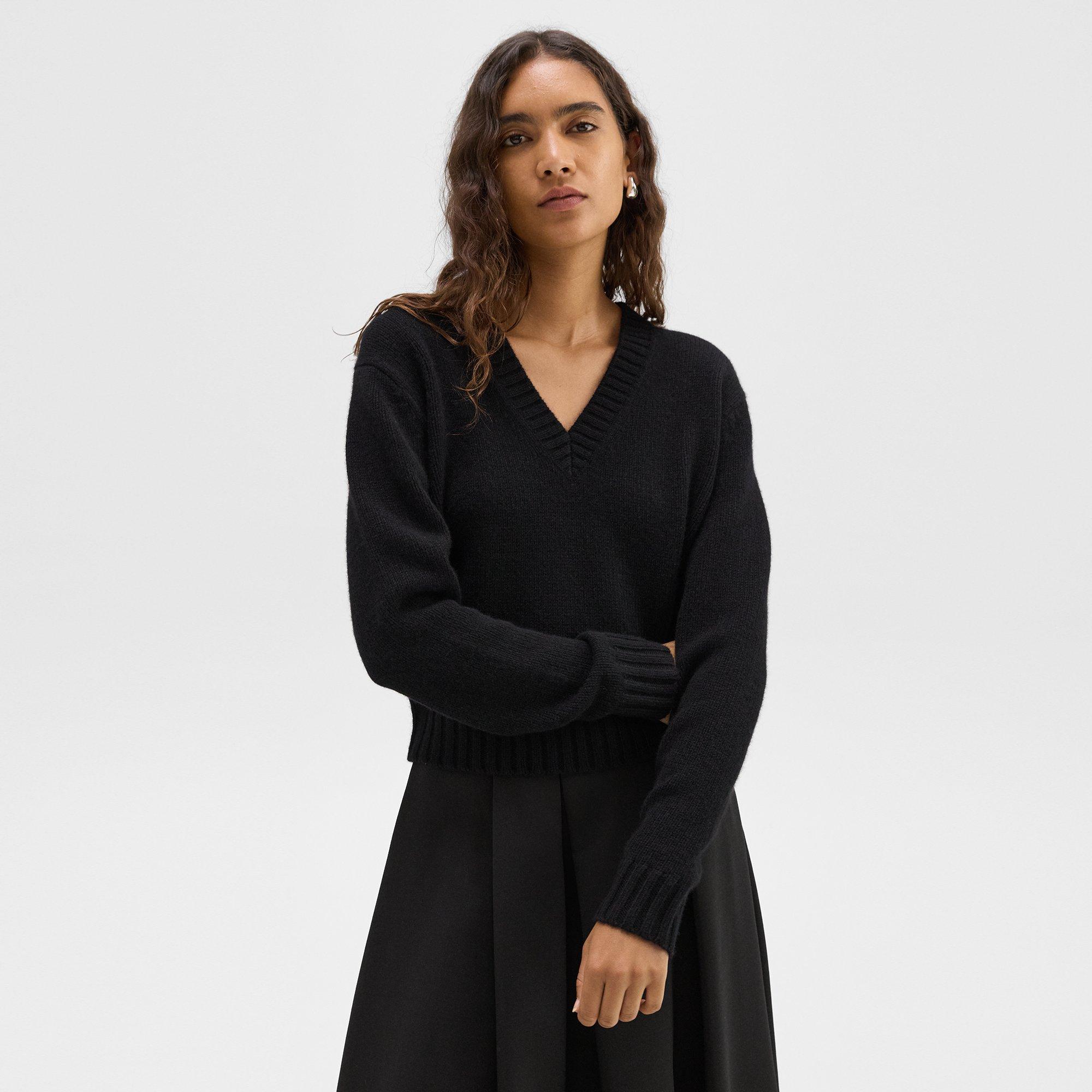 V-Neck Sweater in Cashmere