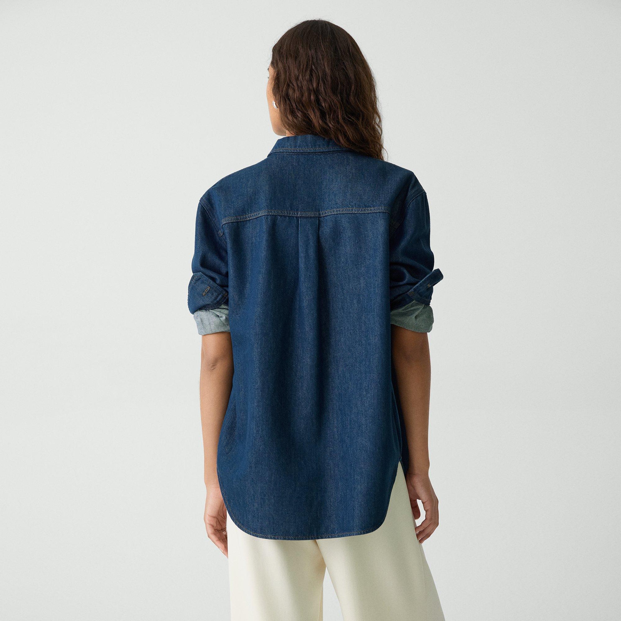 Boyfriend Shirt in Relaxed Denim