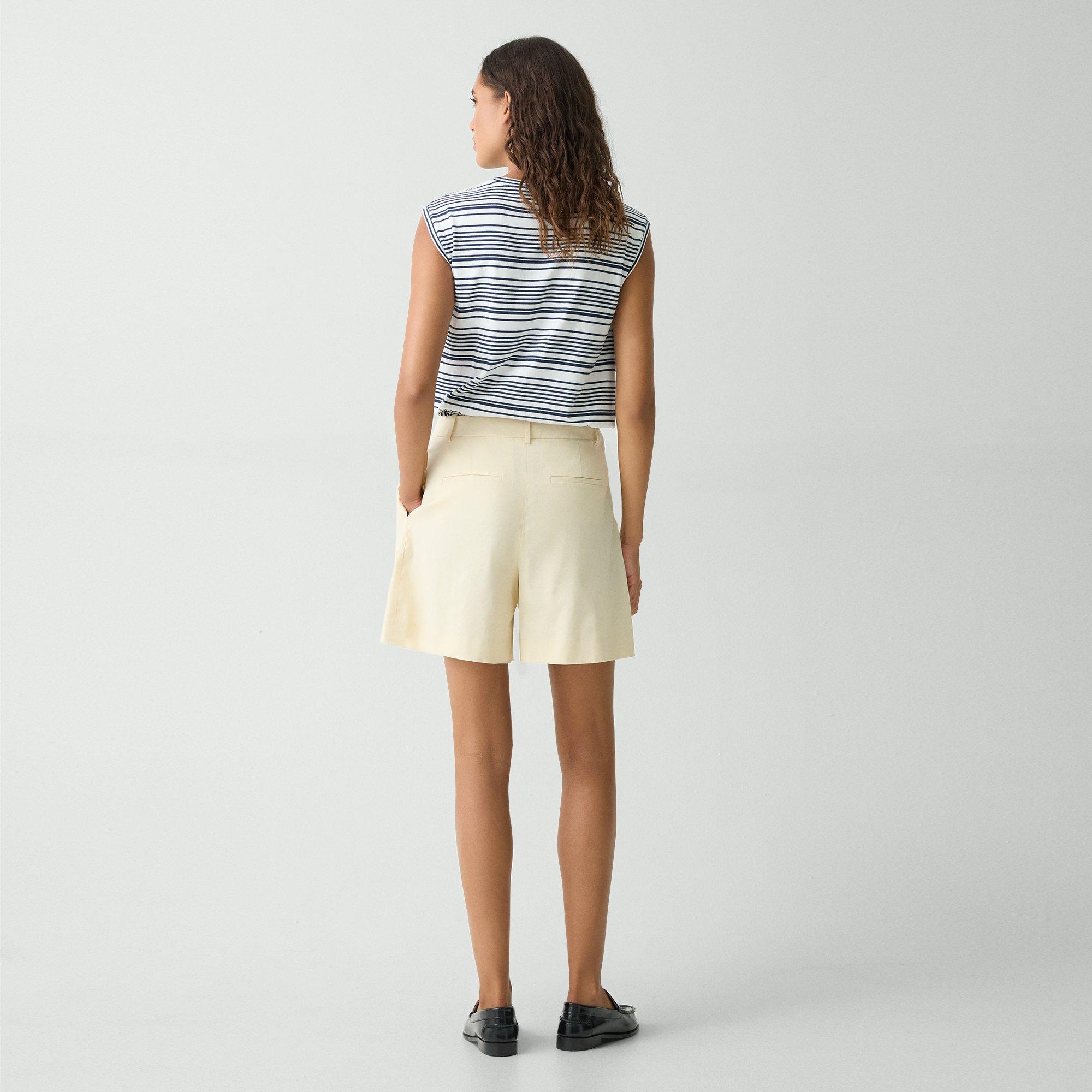 Pleated Short in Good Linen