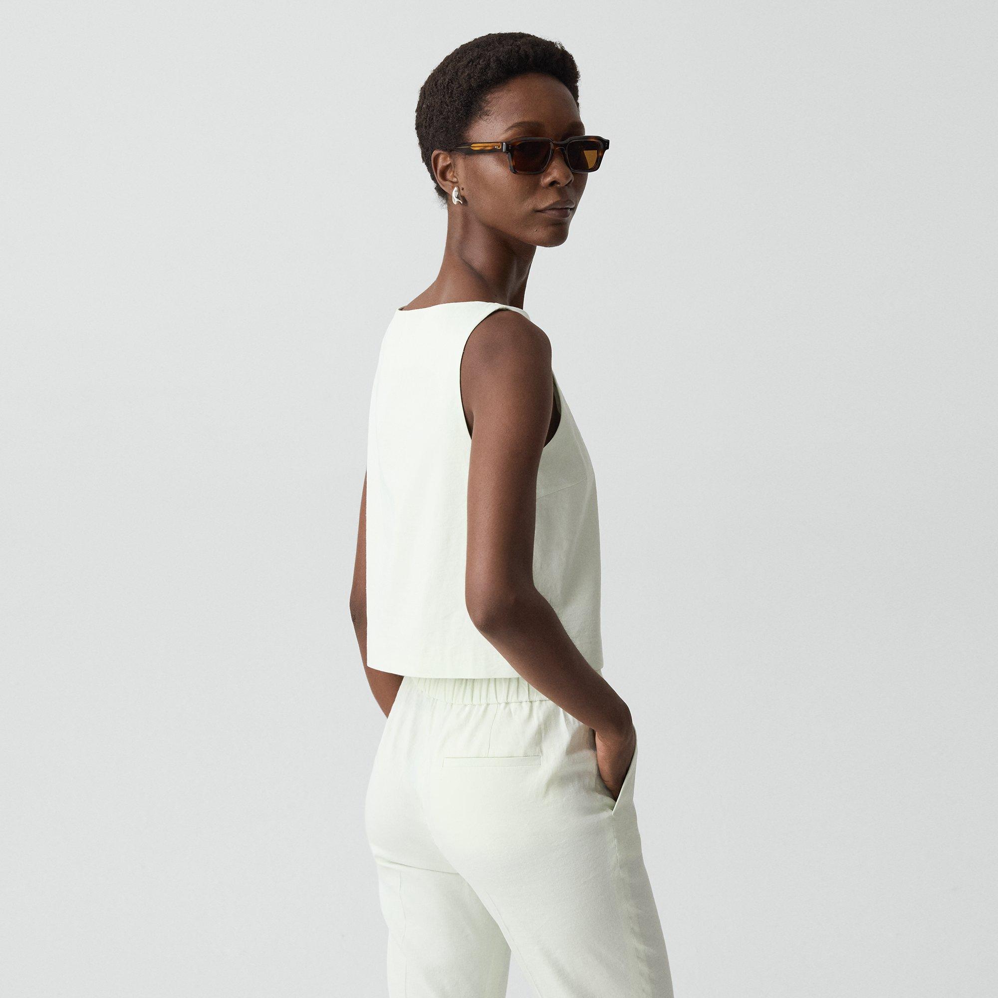 Sleeveless Boatneck Top in Good Linen