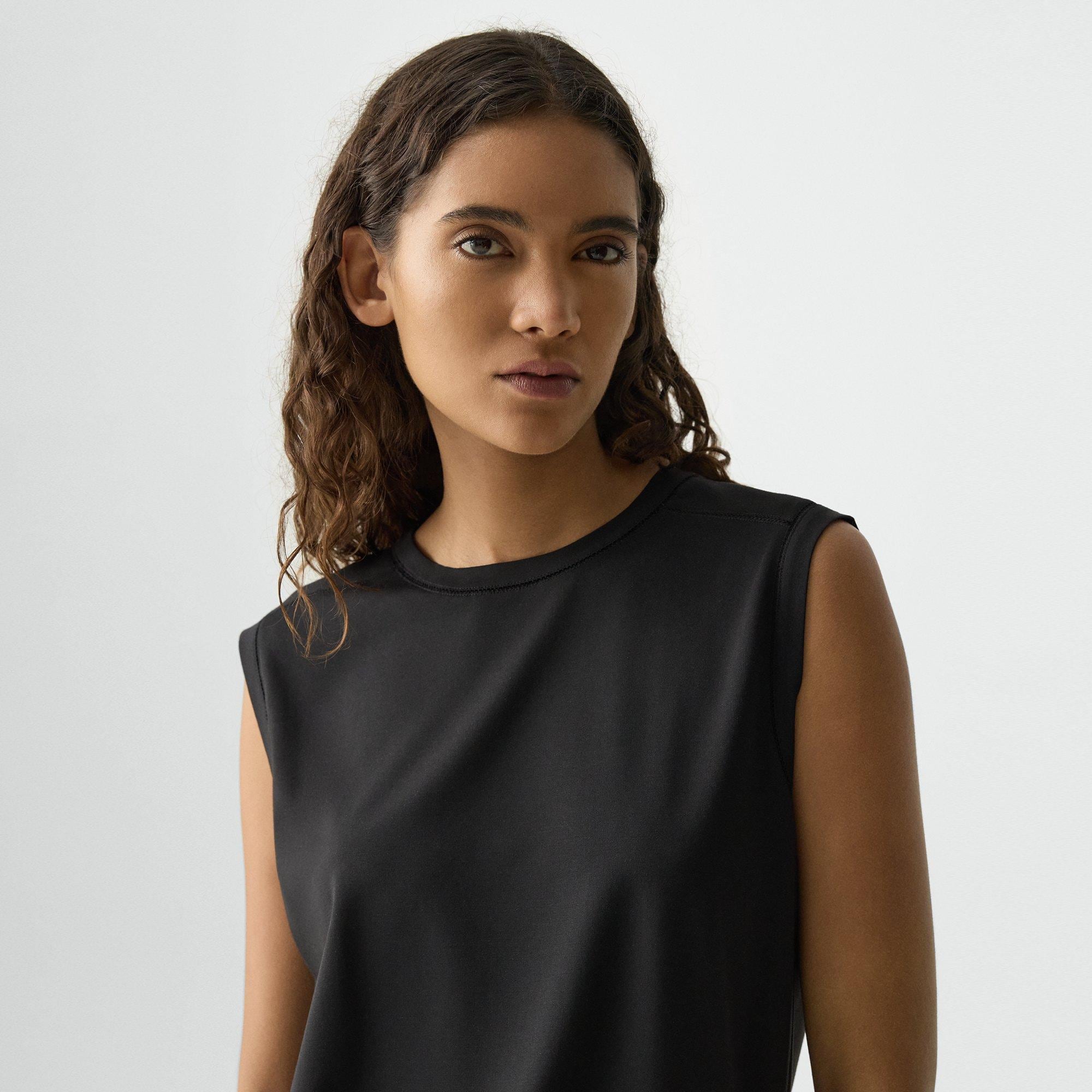 Cut-Off Tee in Interlock Knit