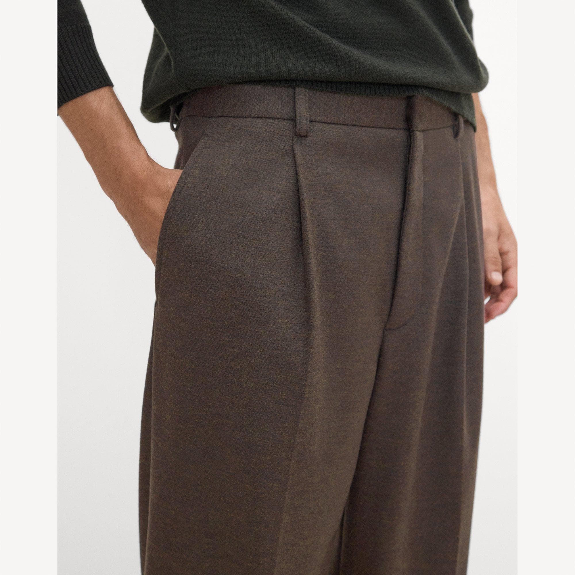 Relaxed Pleat Pant in Wool-Blend Knit