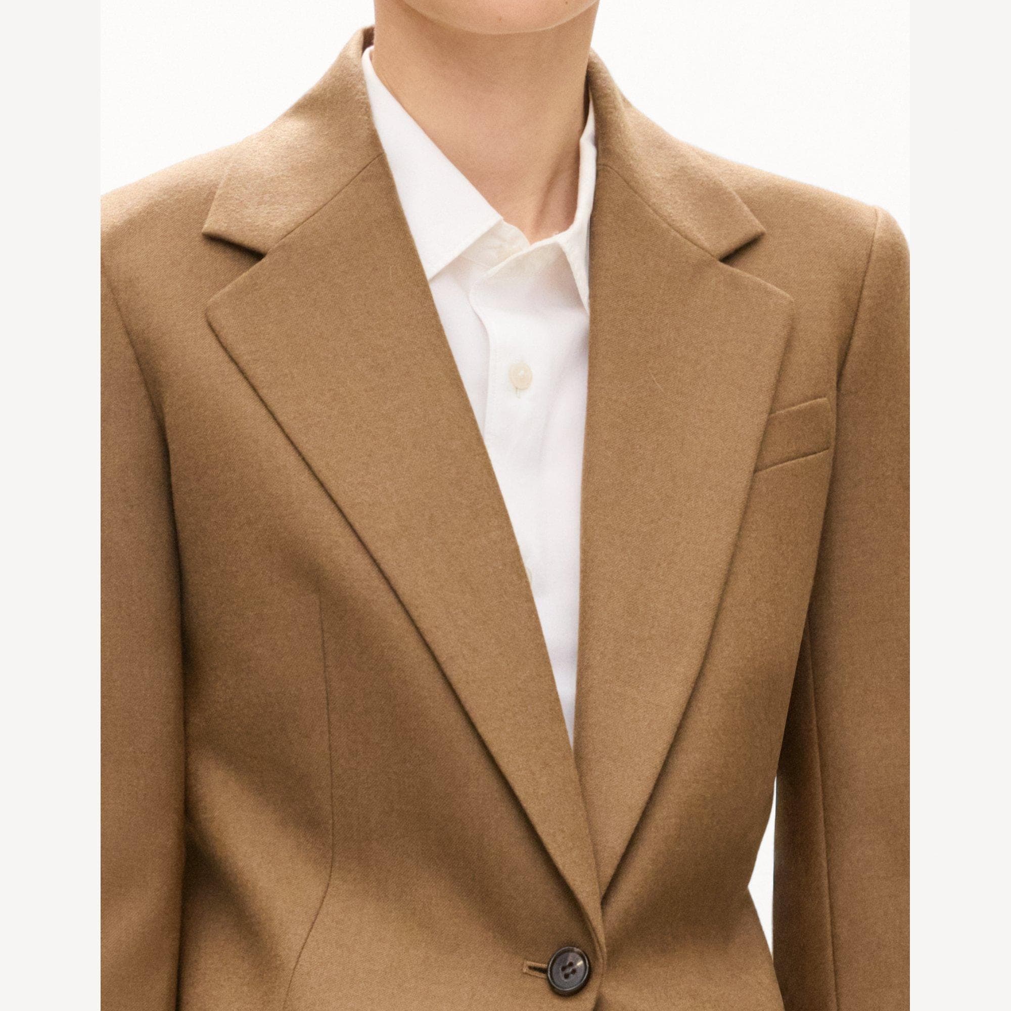 Lynnia Blazer in Sleek Flannel