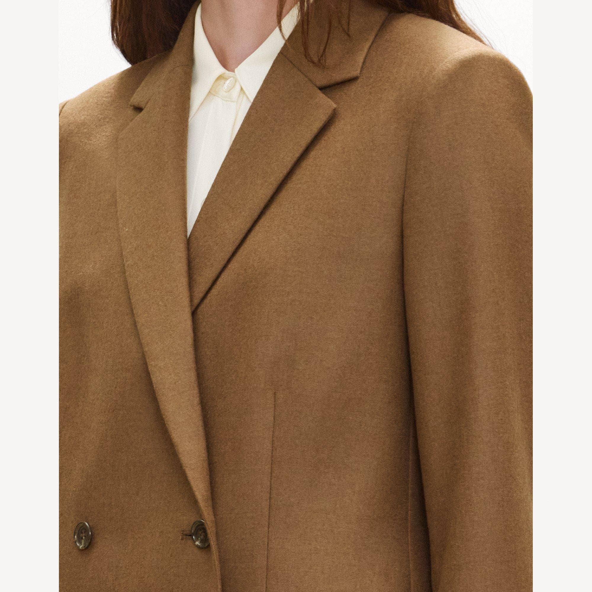 Relaxed Double-Breasted Blazer in Sleek Flannel