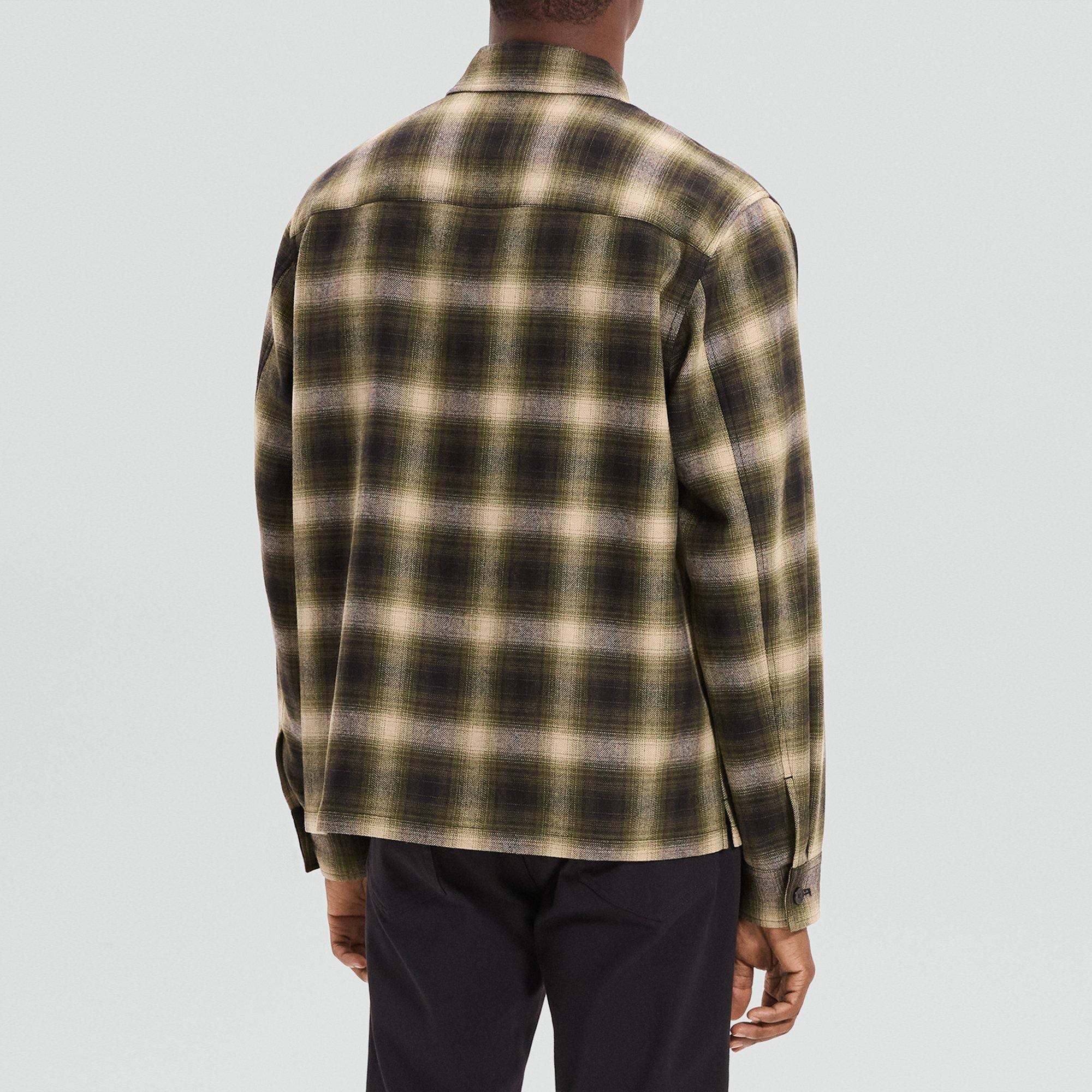 Button-Up Shirt in Jesi Wool