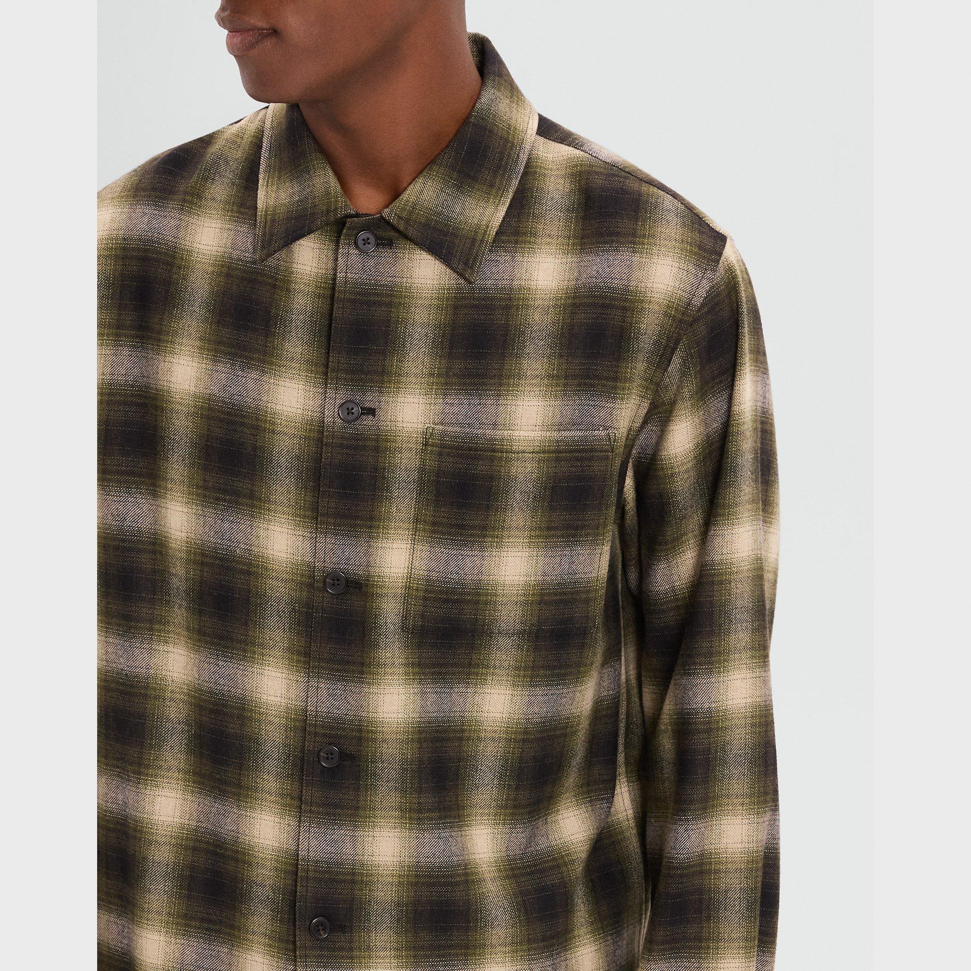 Button-Up Shirt in Jesi Wool