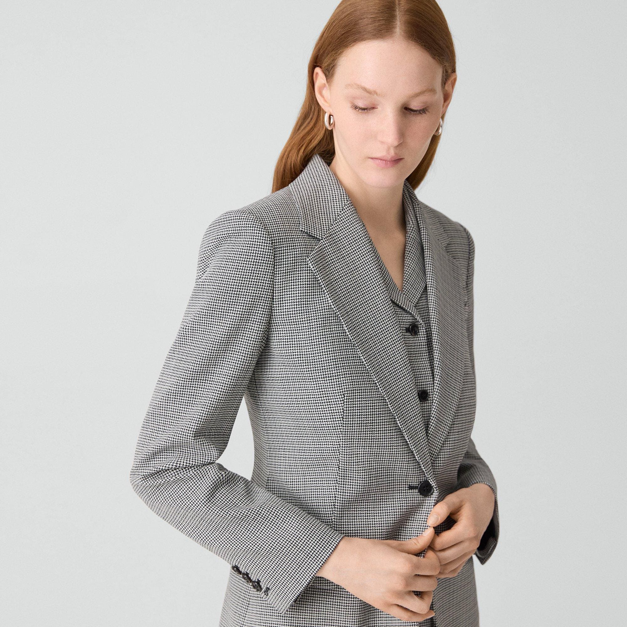 Lynnia Blazer in Wool-Blend Twist
