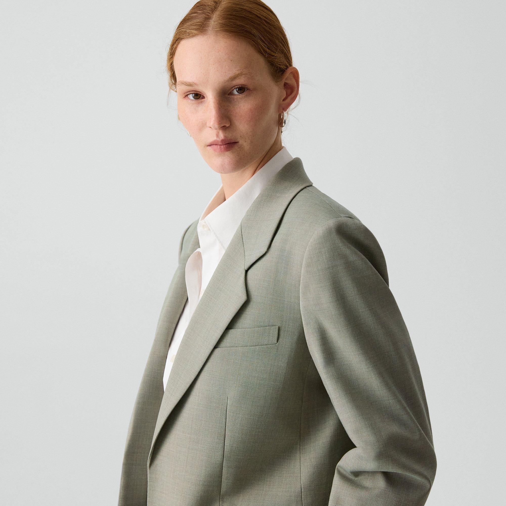 Vented Blazer in Stretch Wool