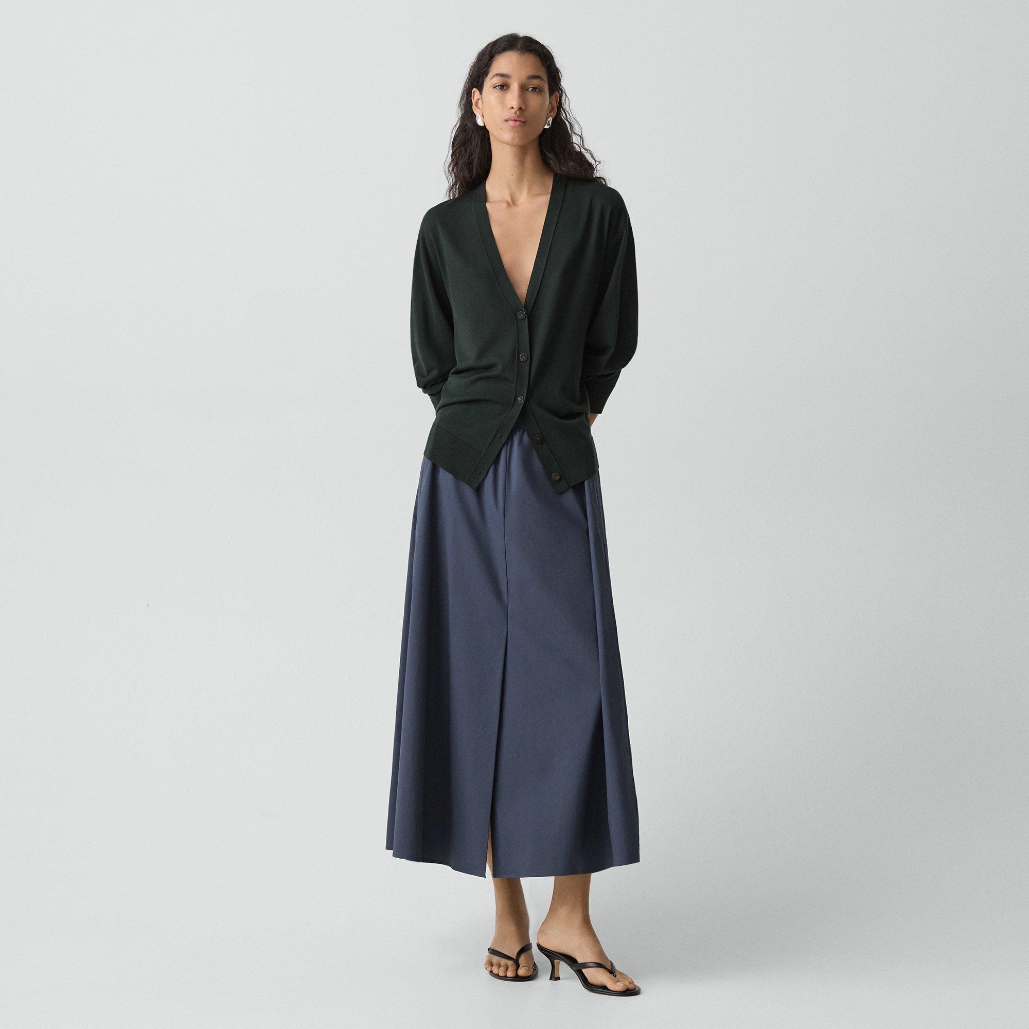 Relaxed V-Neck Cardigan in Regal Wool