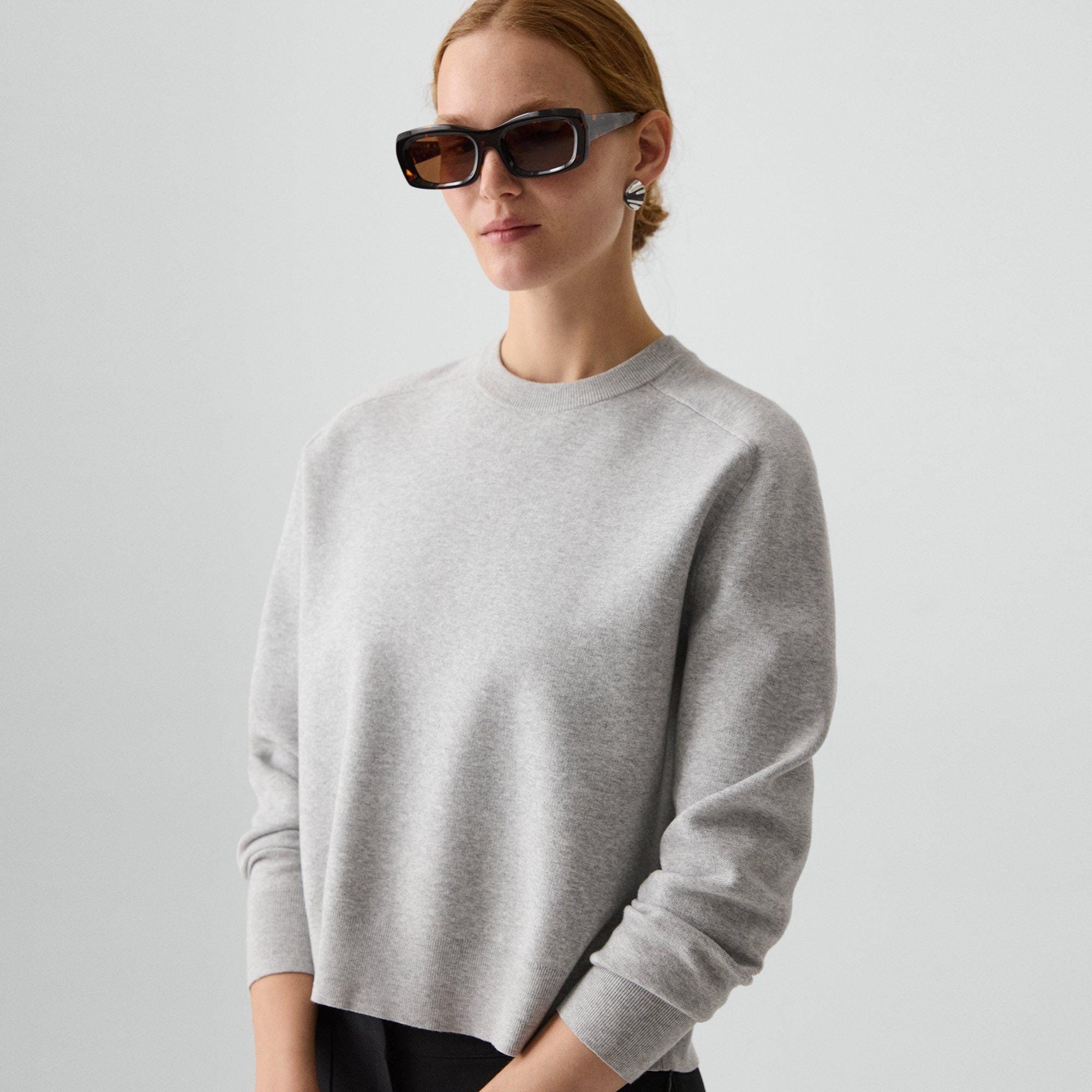 Cropped Crewneck Sweater in Light Bilen
