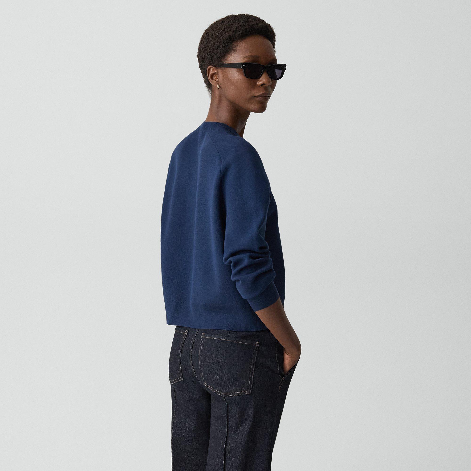 Cropped Crewneck Sweater in Light Bilen