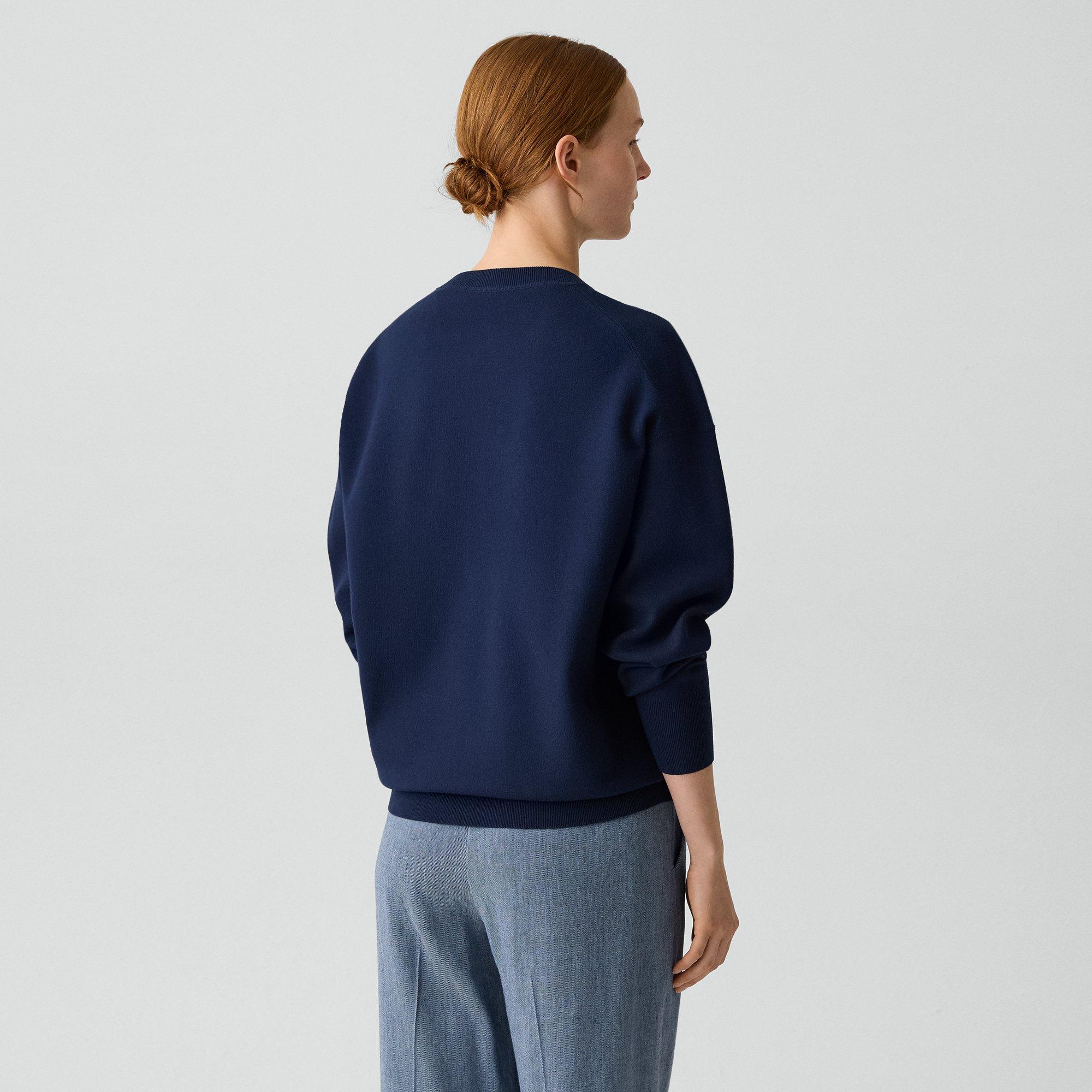 V-Neck Sweatshirt in Light Bilen