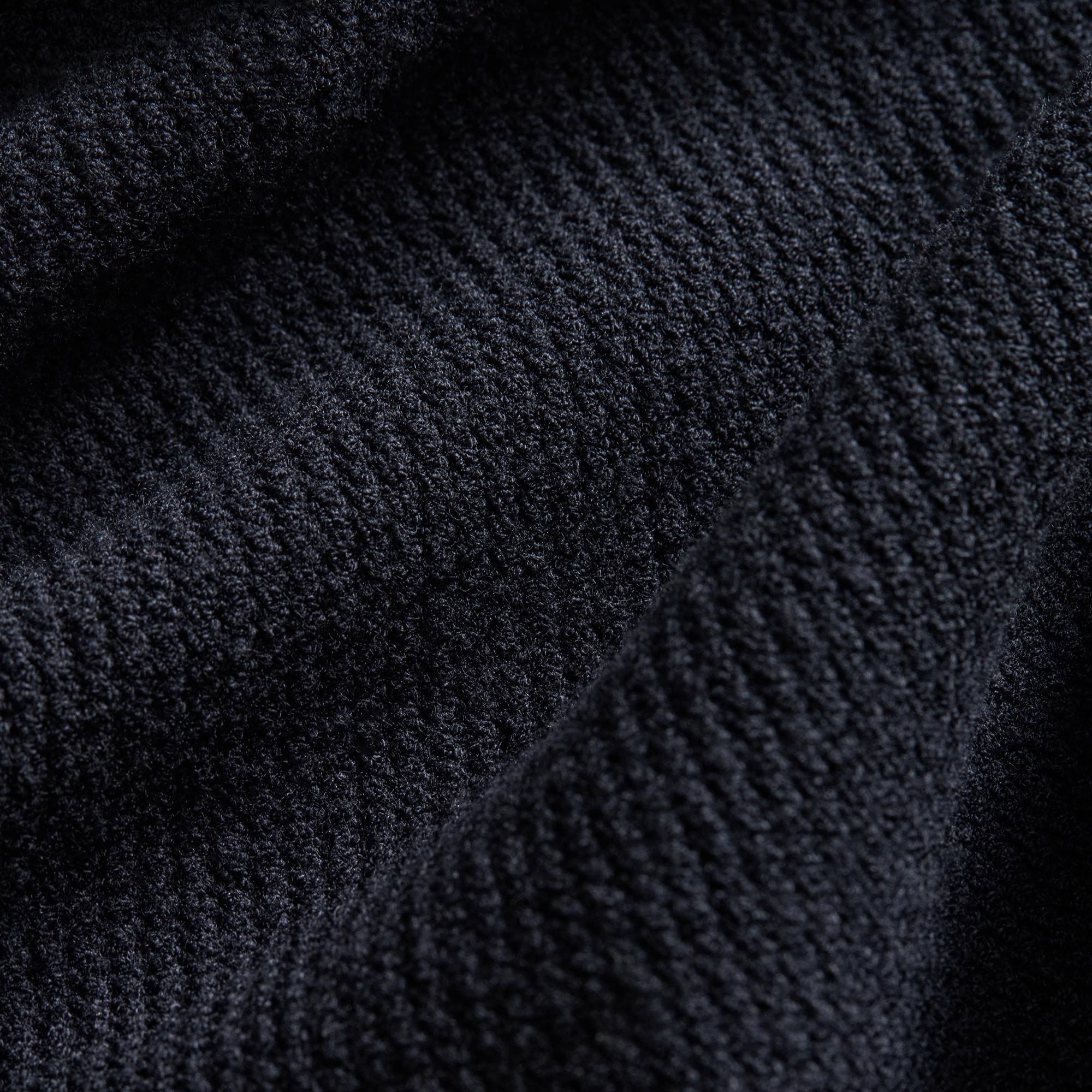 Open Collar Sweater in Light Bilen