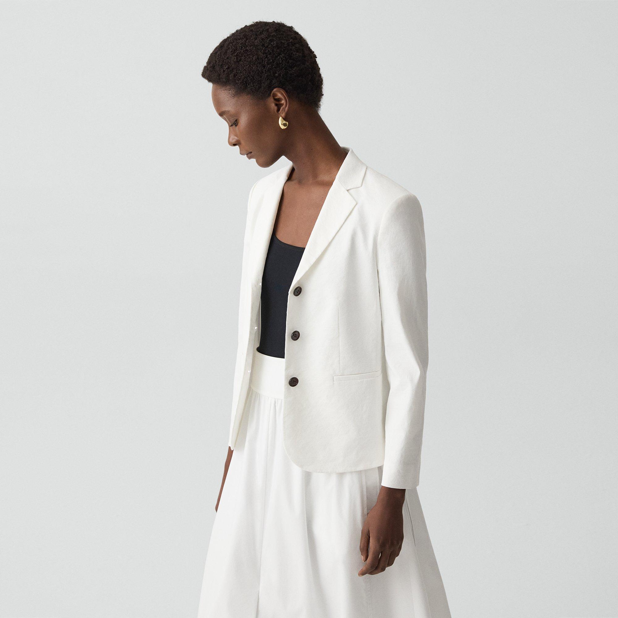 Shrunken Three-Button Blazer in Good Linen