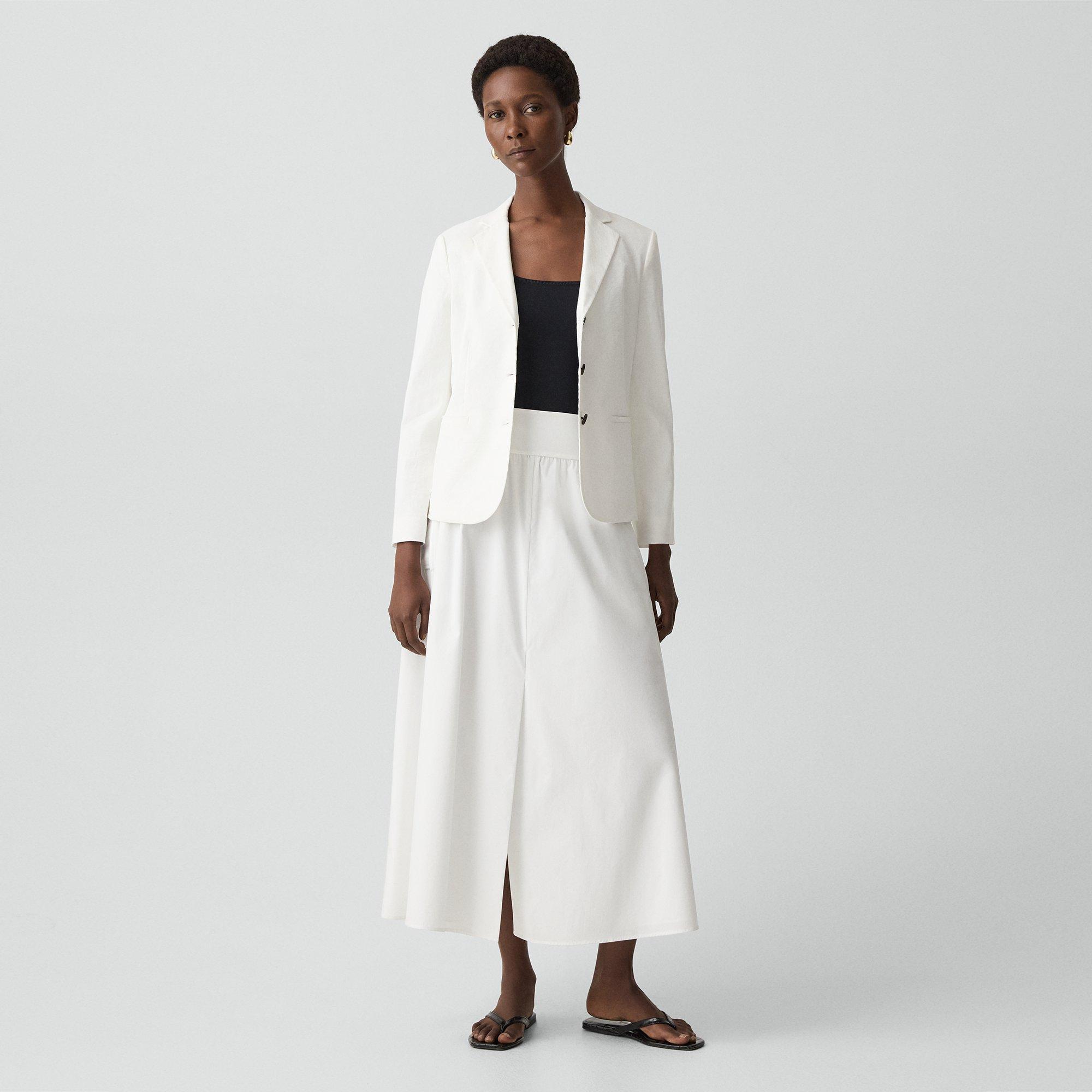 Shrunken Three-Button Blazer in Good Linen