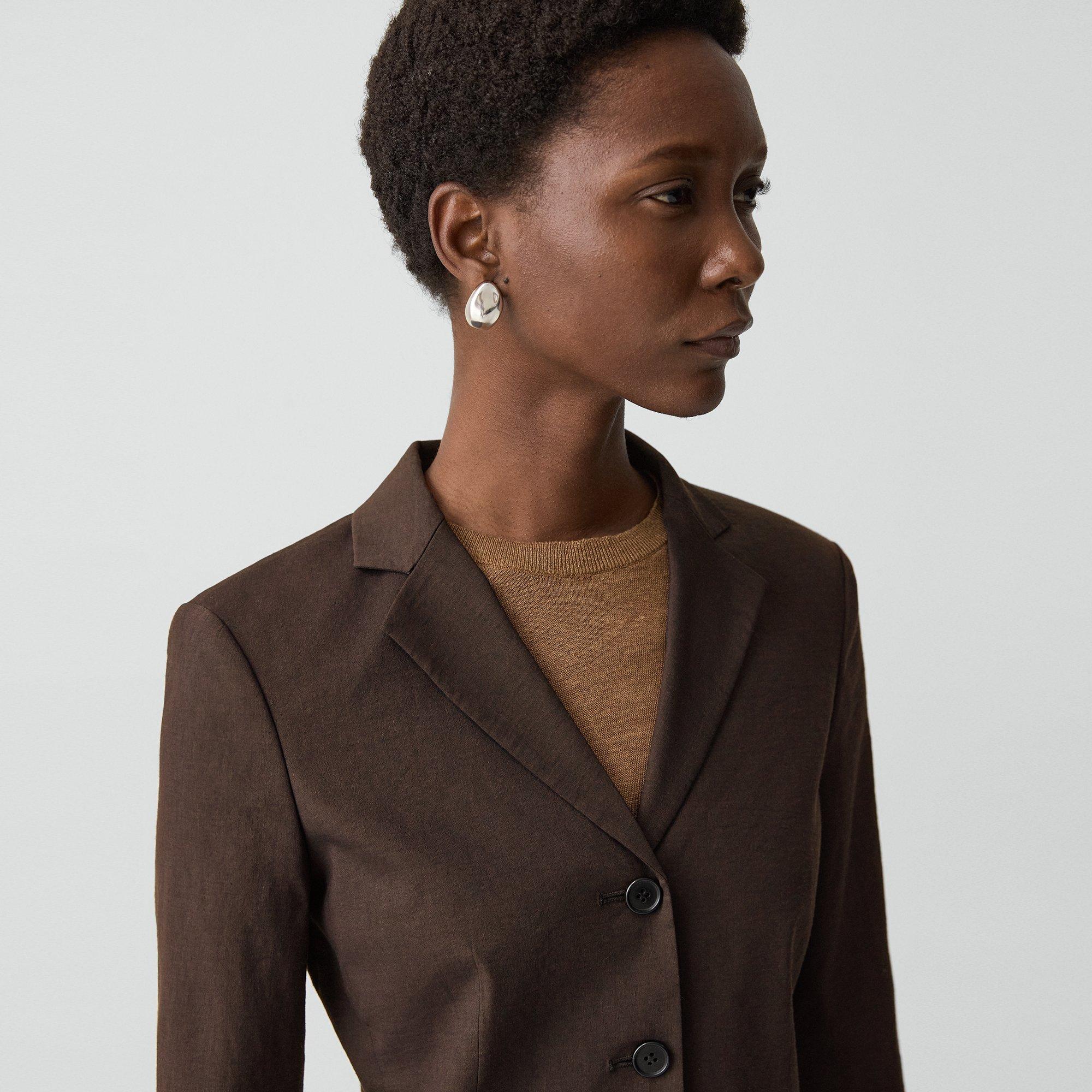 Shrunken Three-Button Blazer in Good Linen