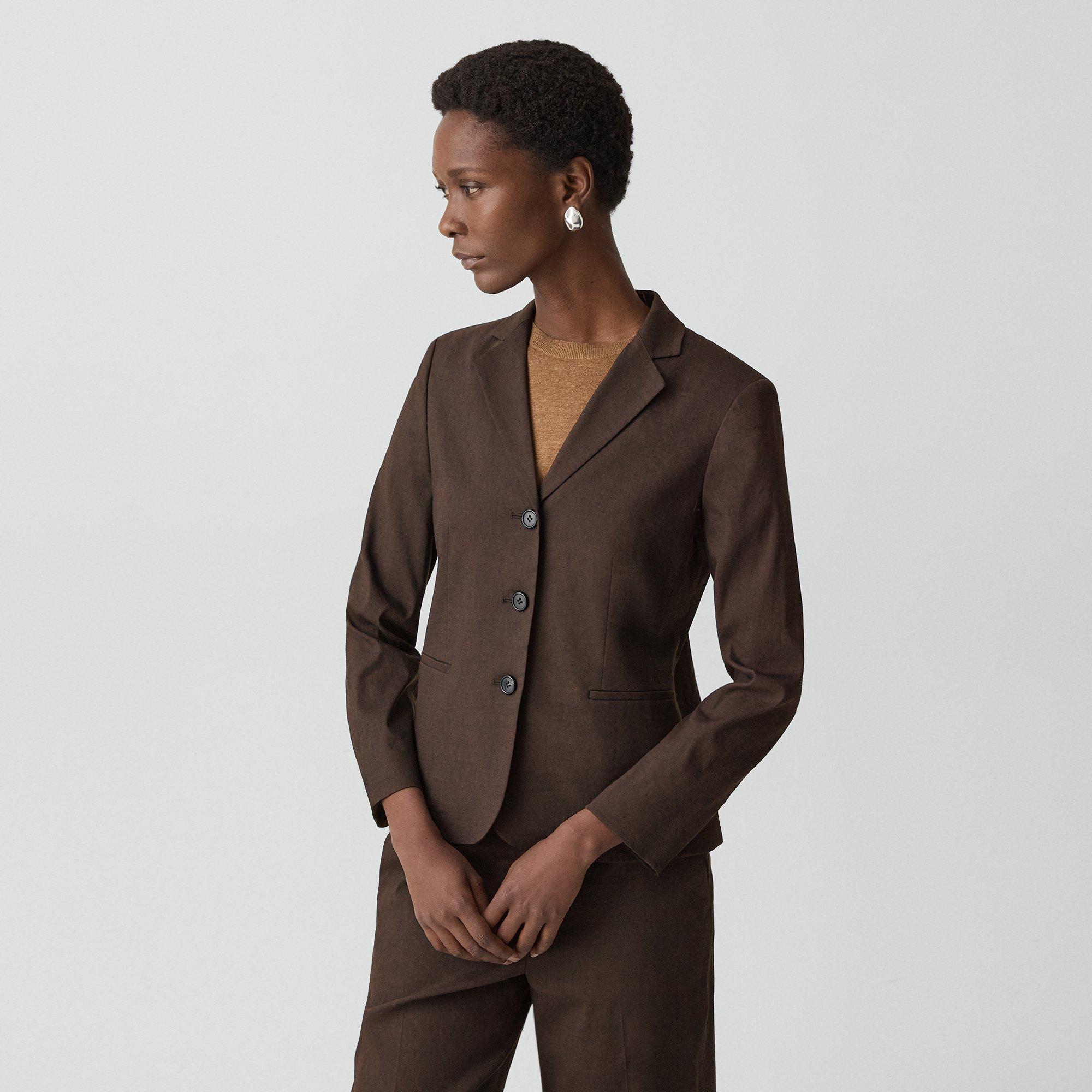 Shrunken Three-Button Blazer in Good Linen