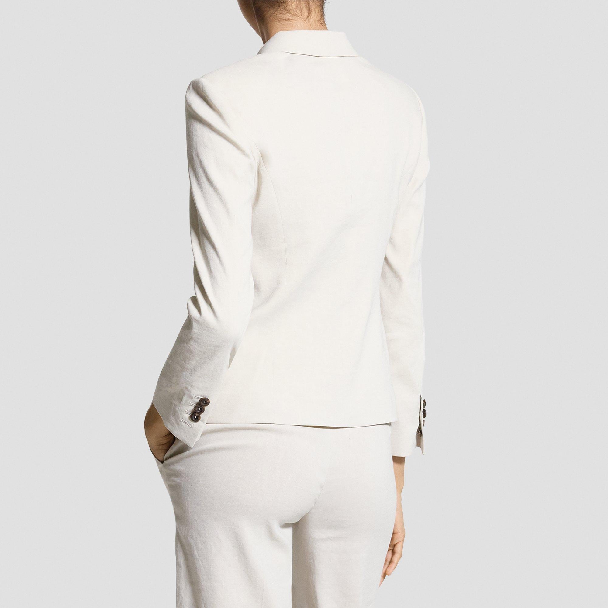 Shrunken Three-Button Blazer in Good Linen
