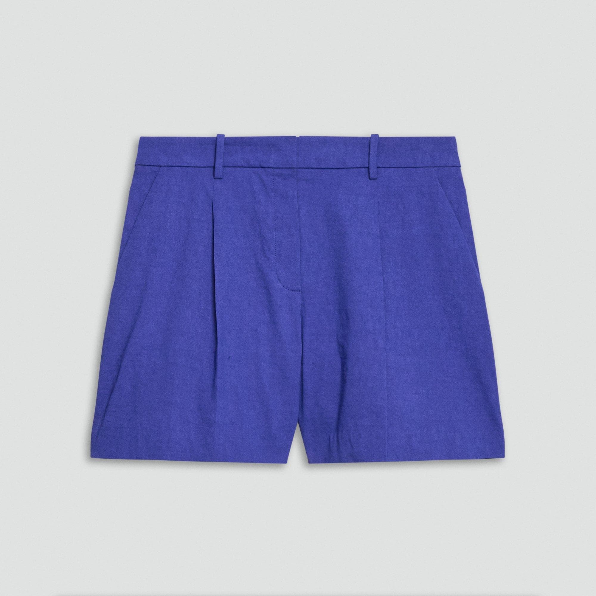 Fluid Pleat Short in Good Linen