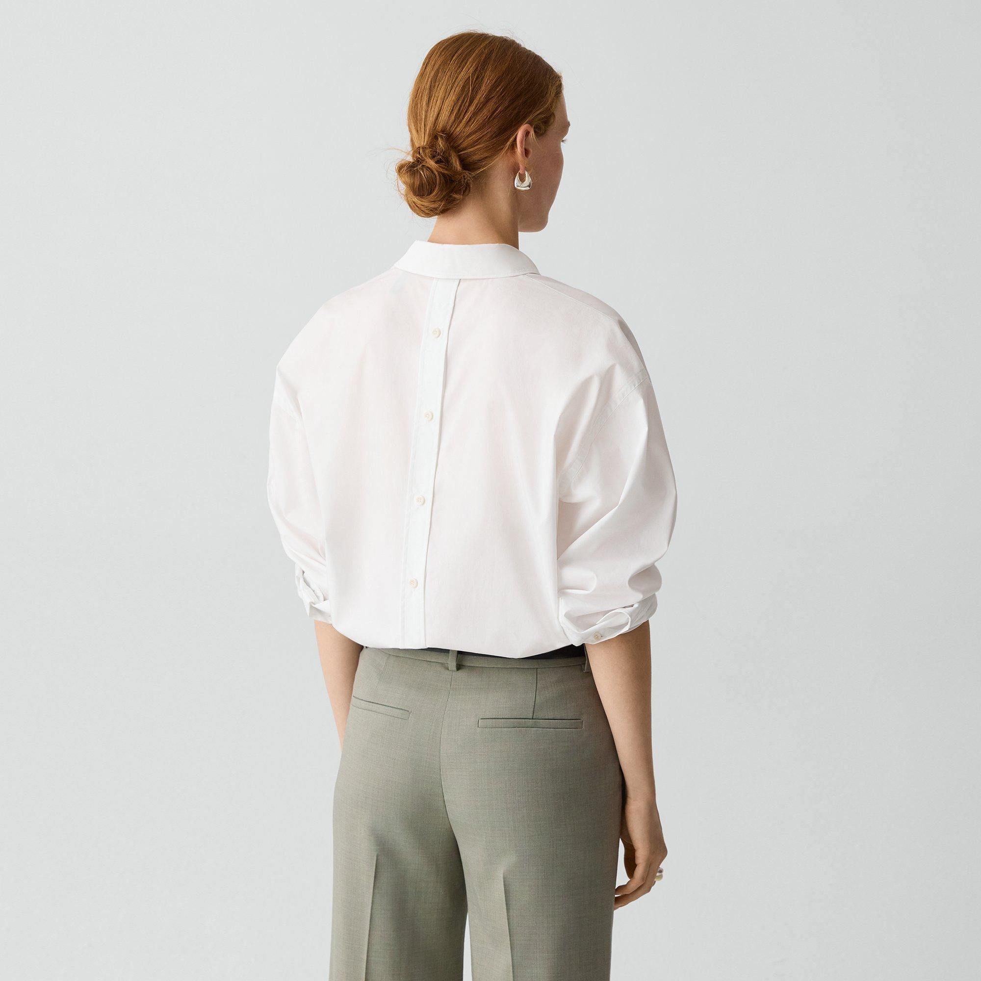 Button-Back Shirt in Relaxed Poplin