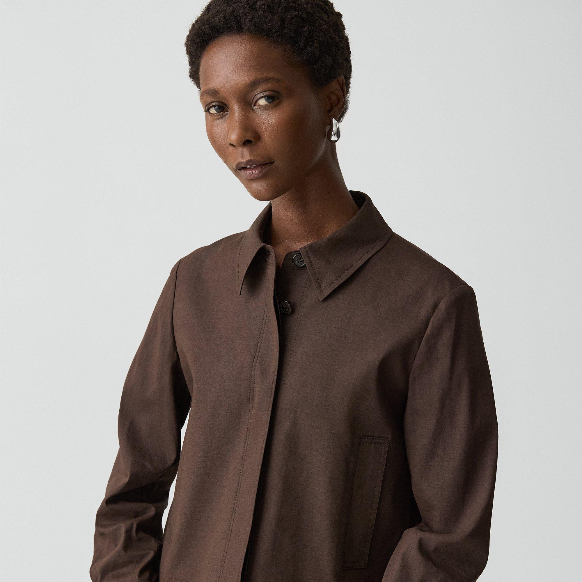 Cropped Shirt Jacket in Good Linen