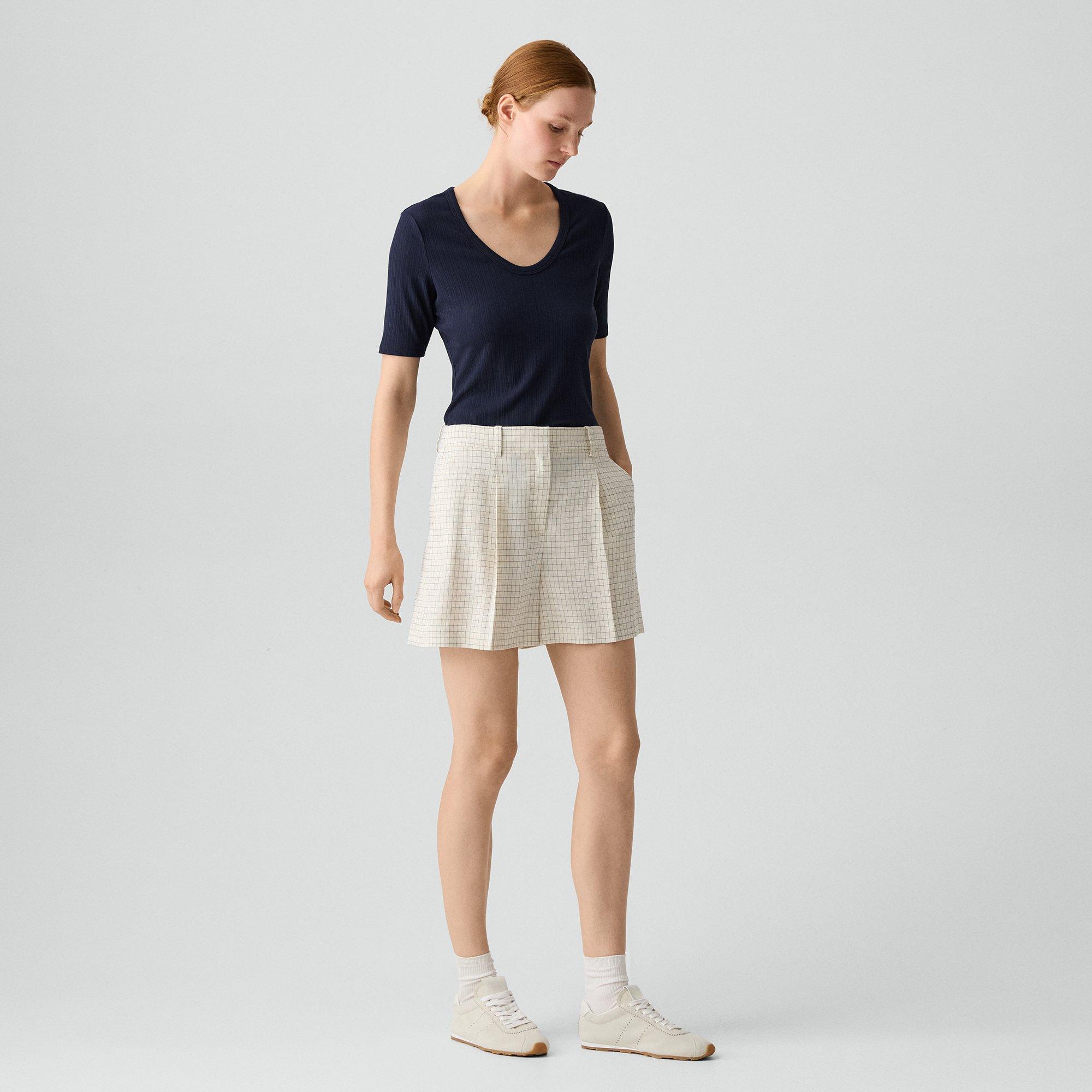 Fluid Pleat Short in Linen Check