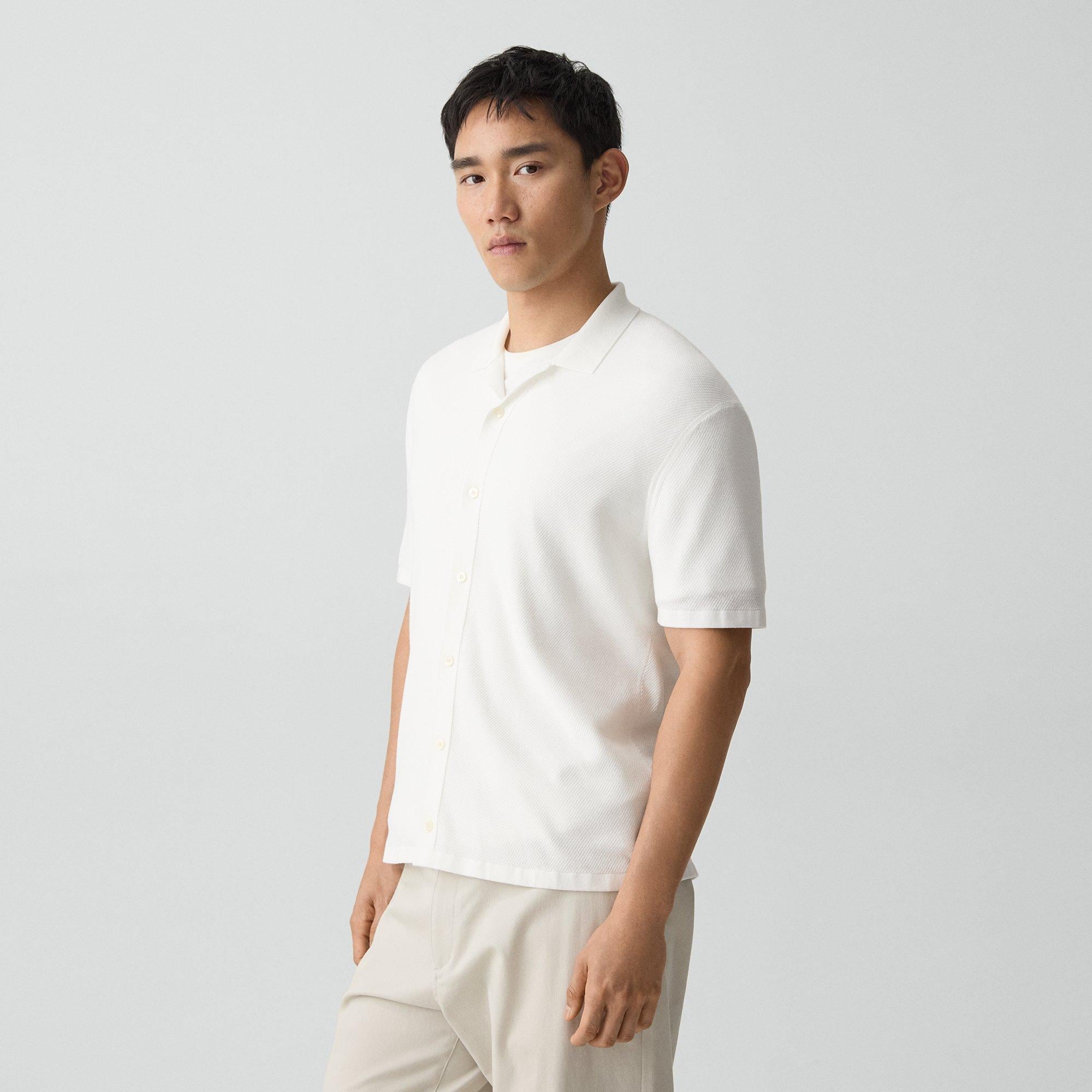 Short-Sleeve Button-Up Shirt in Light Bilen