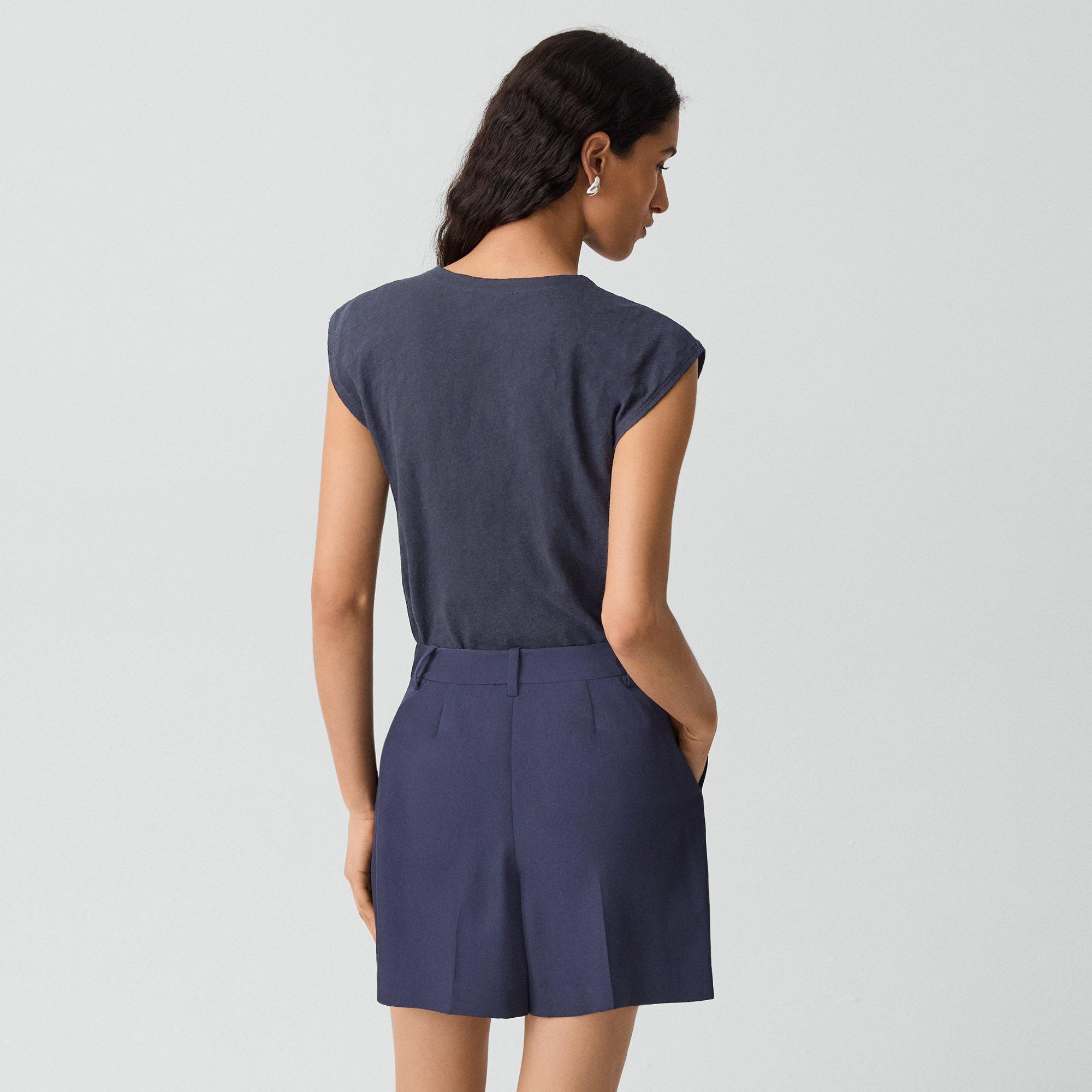 Crewneck Button-Up Top in Organic Slub Cotton