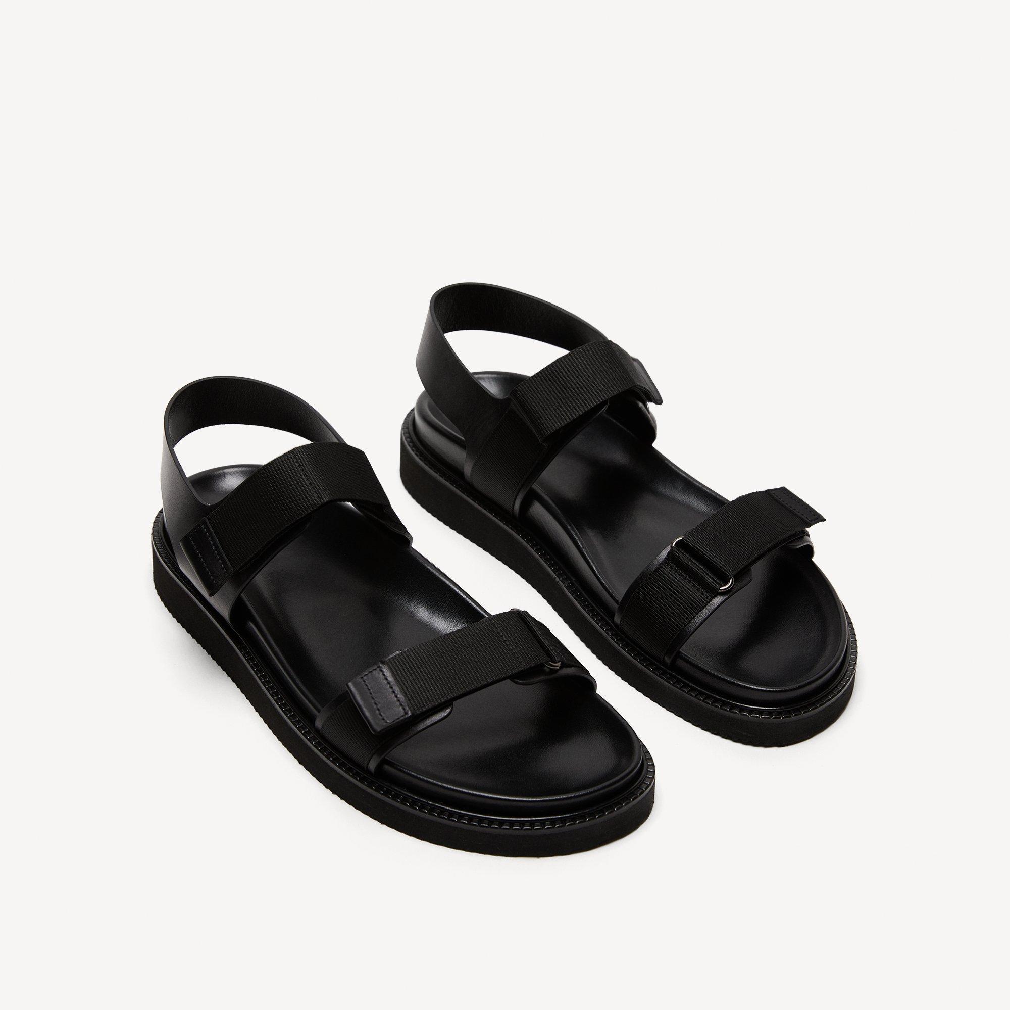 Open Sandal in Leather