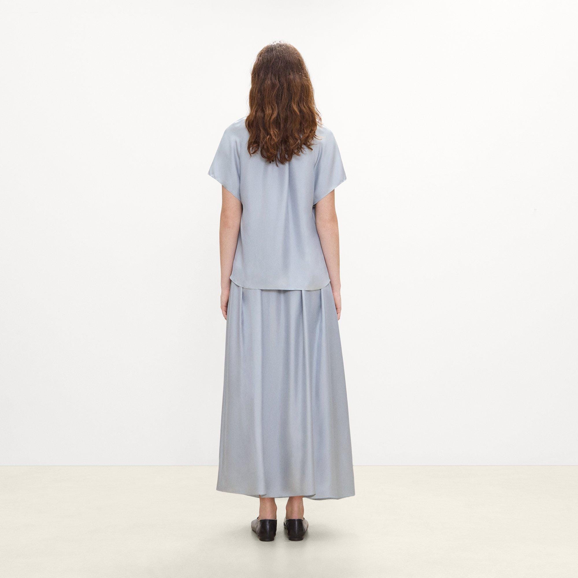 Asymmetrical Pull-On Skirt in Mod Silk Twill