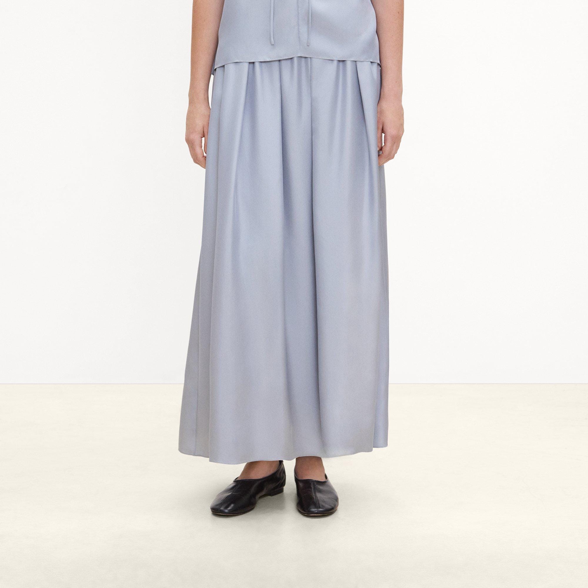 Asymmetrical Pull-On Skirt in Mod Silk Twill