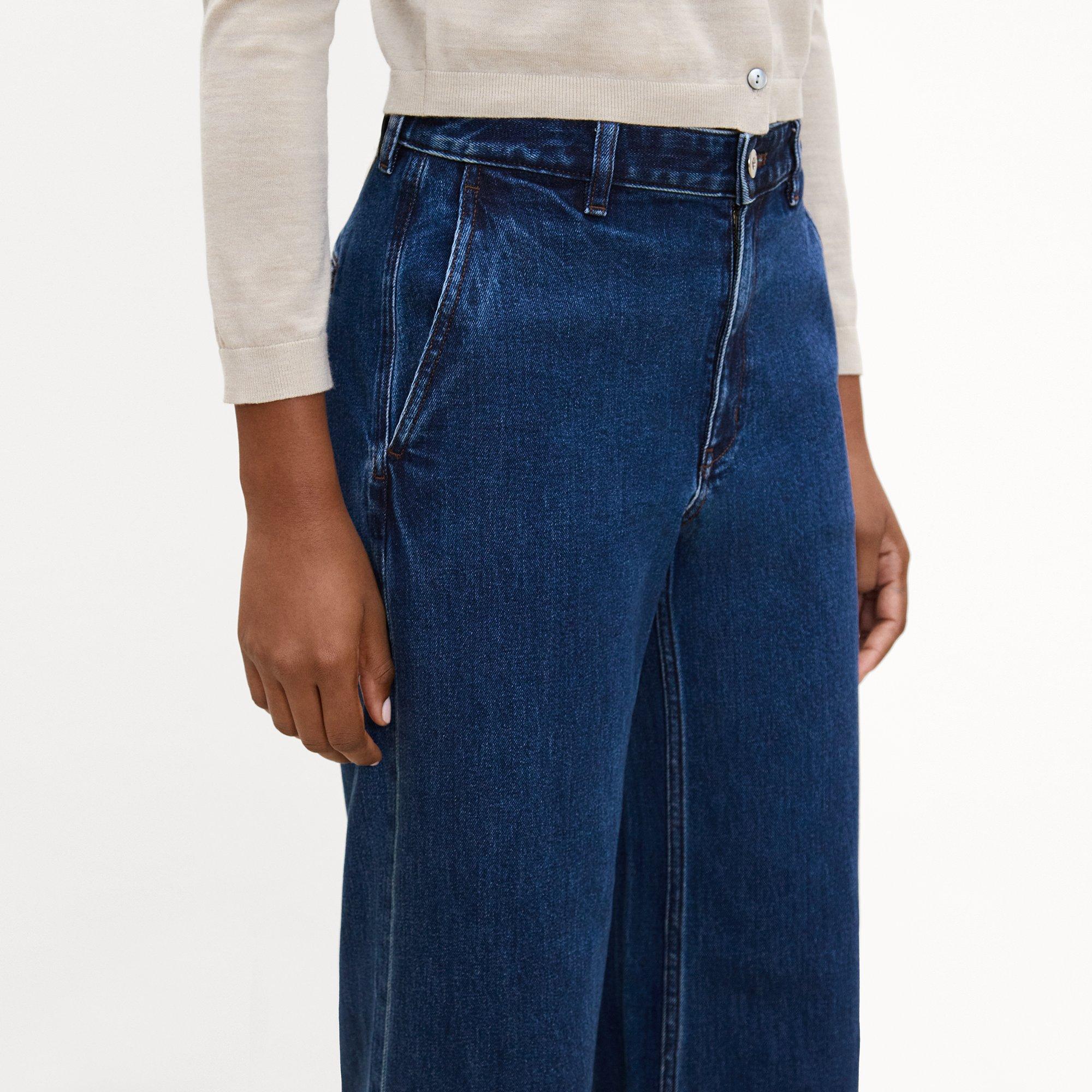 Wide-Leg Jean in Essential Denim