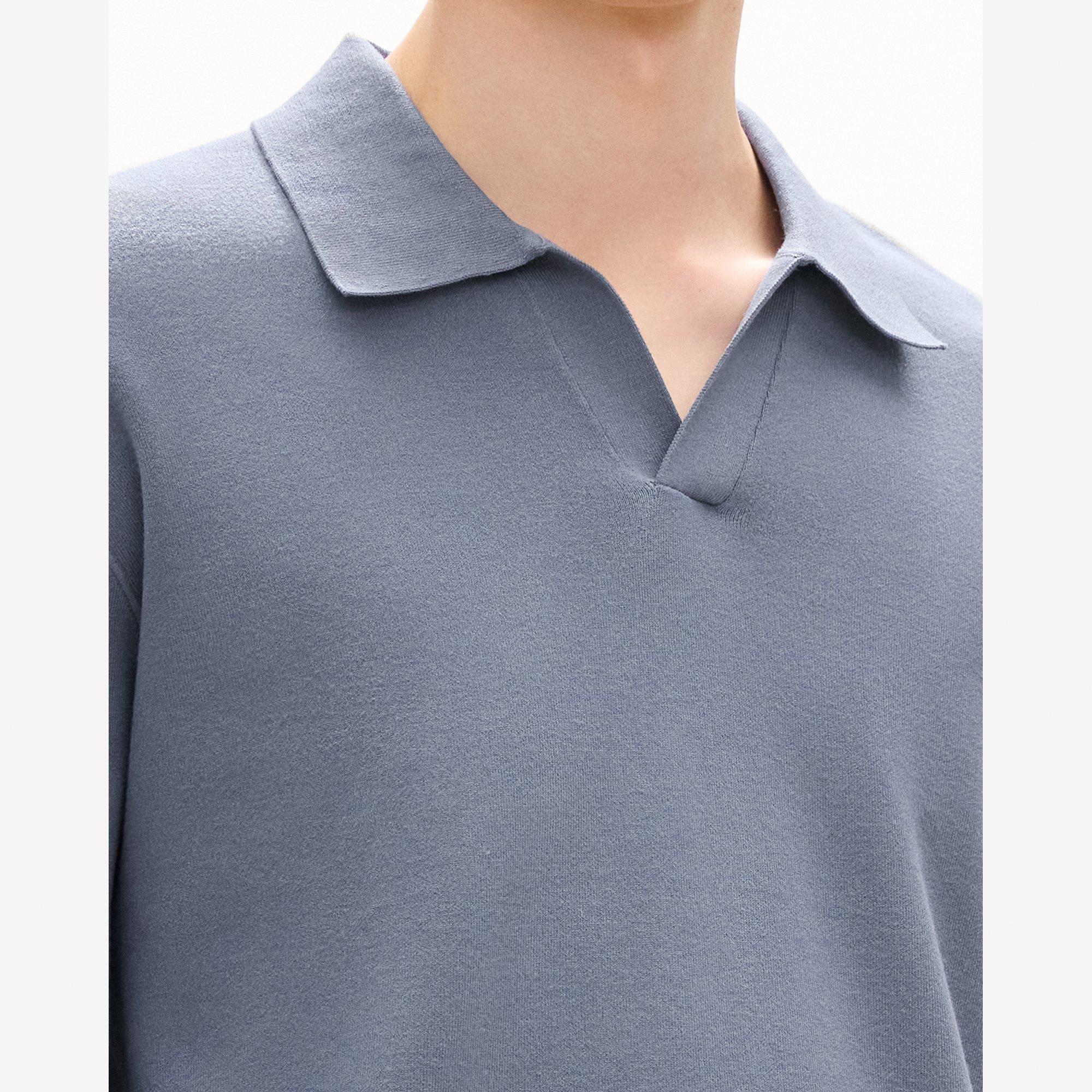 Open Collar Sweater in Light Bilen